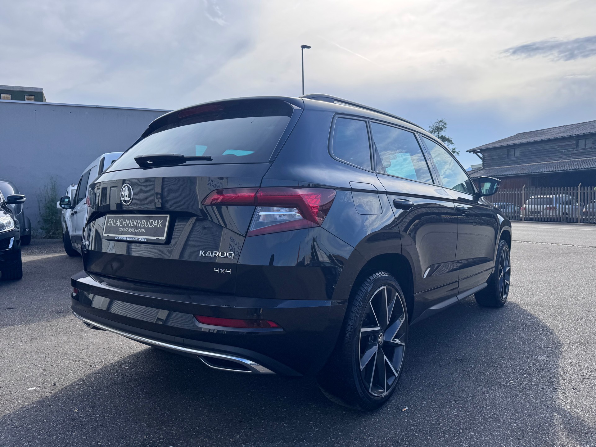 SKODA Karoq 2.0 TSI SportLine 4x4 DSG-image-4