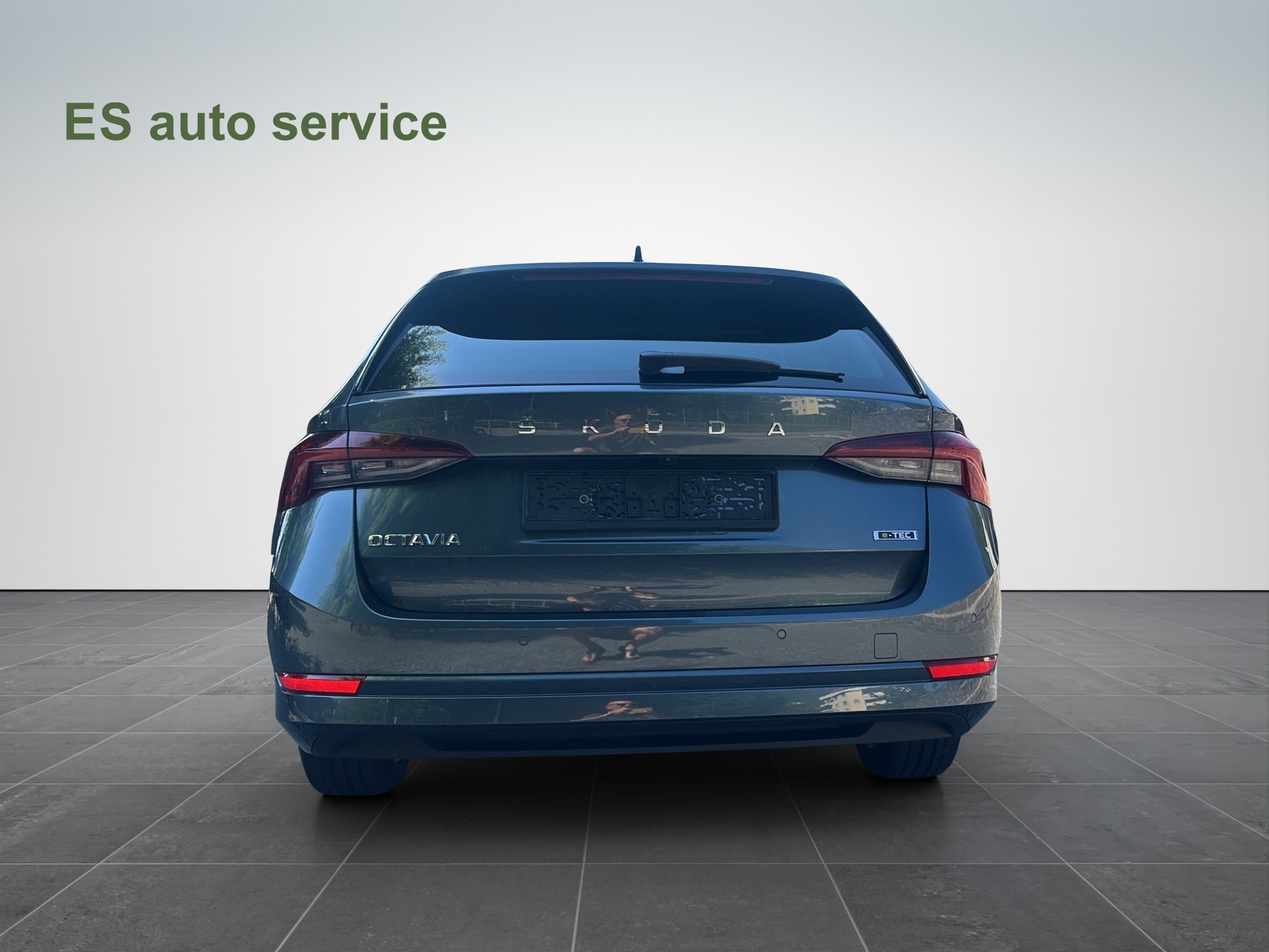 SKODA Octavia Combi 1.5 TSI mHEV DSG Ambition-image-4
