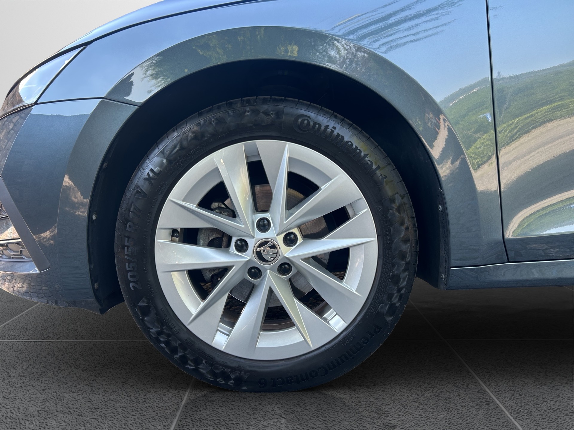 SKODA Octavia Combi 1.5 TSI mHEV DSG Ambition-image-7