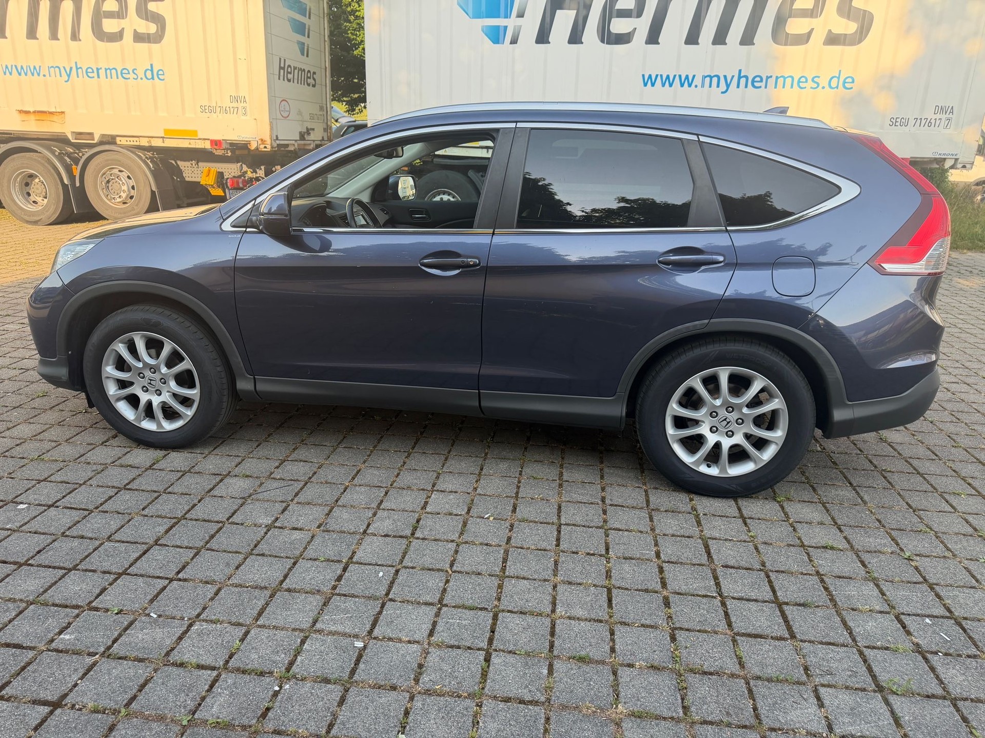 HONDA CR-V 2.0 Lifestyle 4WD Automatic-image-12