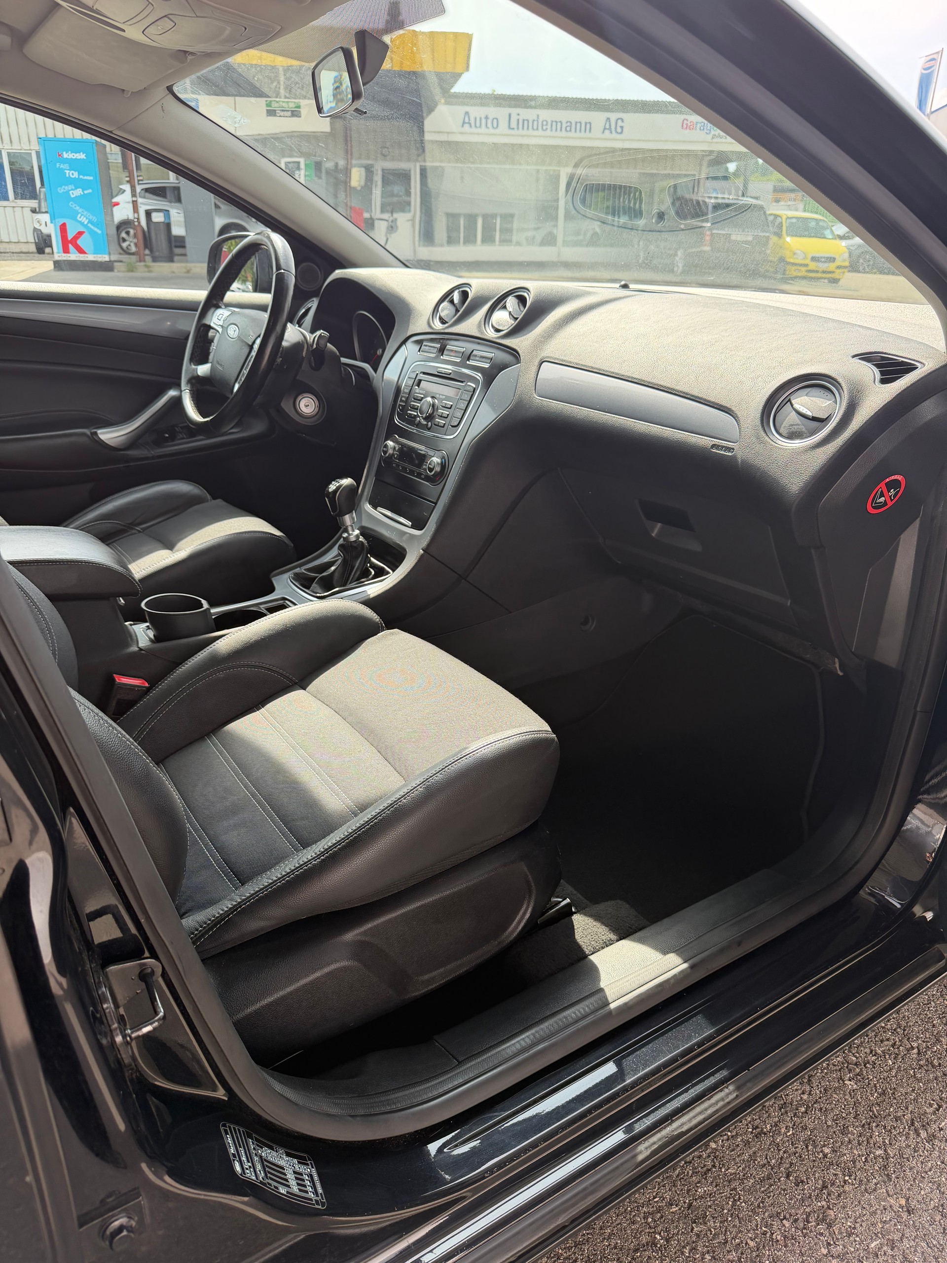 FORD Mondeo Kombi-image-4