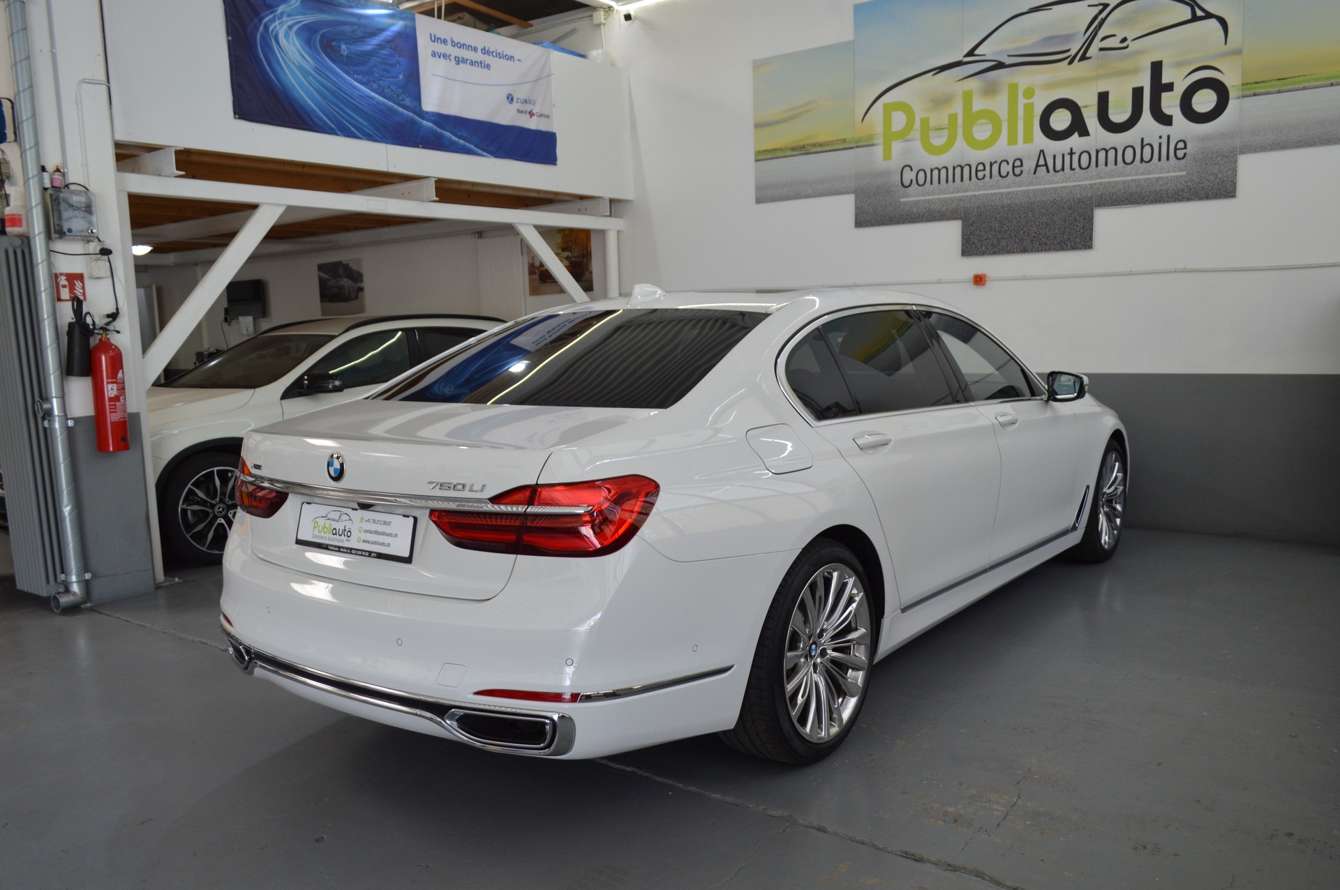 BMW 750Li xDrive Steptronic-image-3