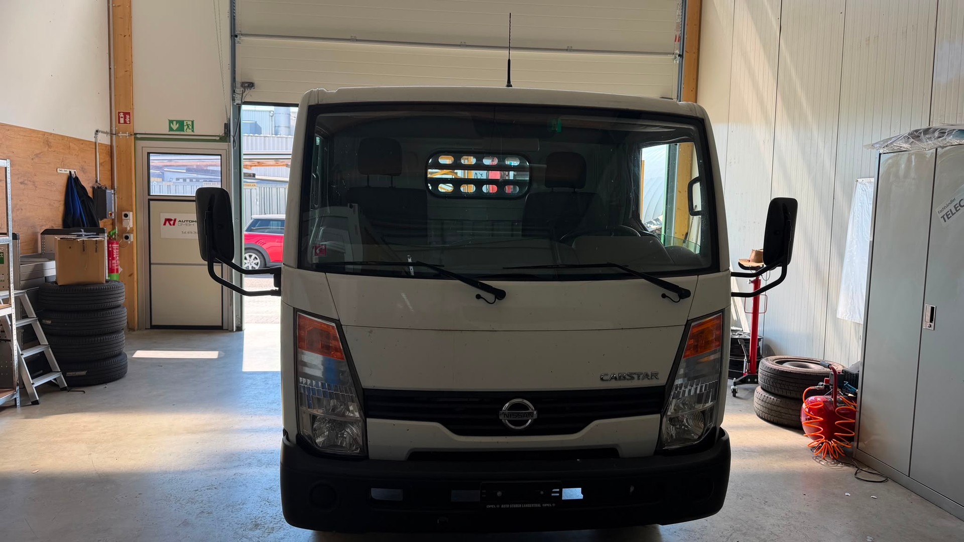 NISSAN Cabstar Premium 28.11-image-1