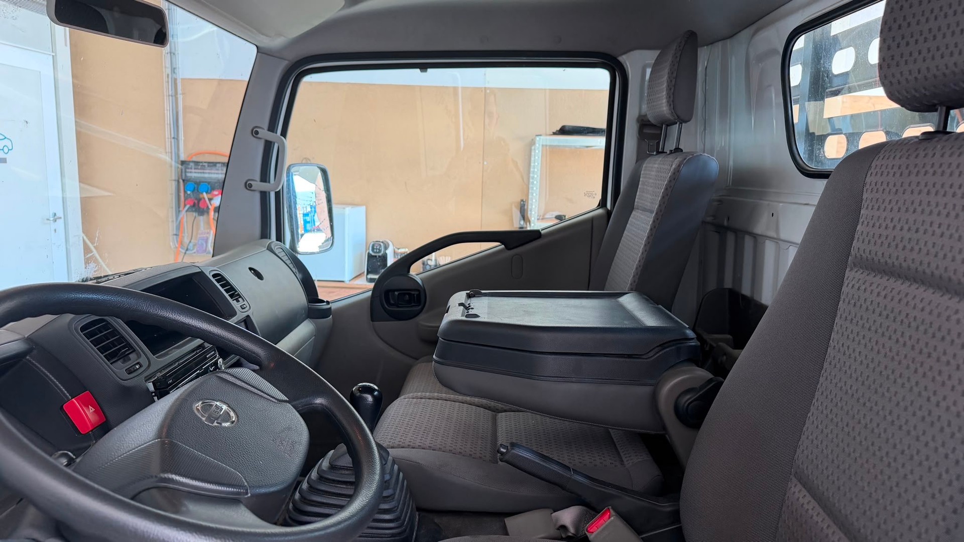 NISSAN Cabstar Premium 28.11-image-5