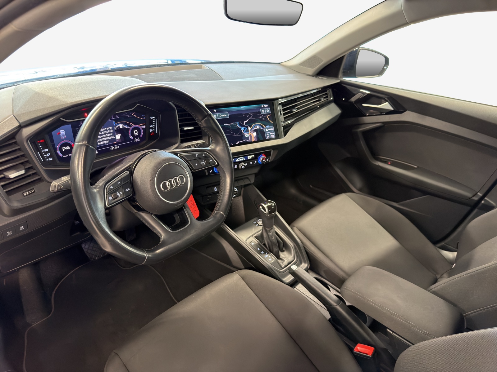 AUDI A1 Sportback 35 TFSI advanced S-tronic-image-15