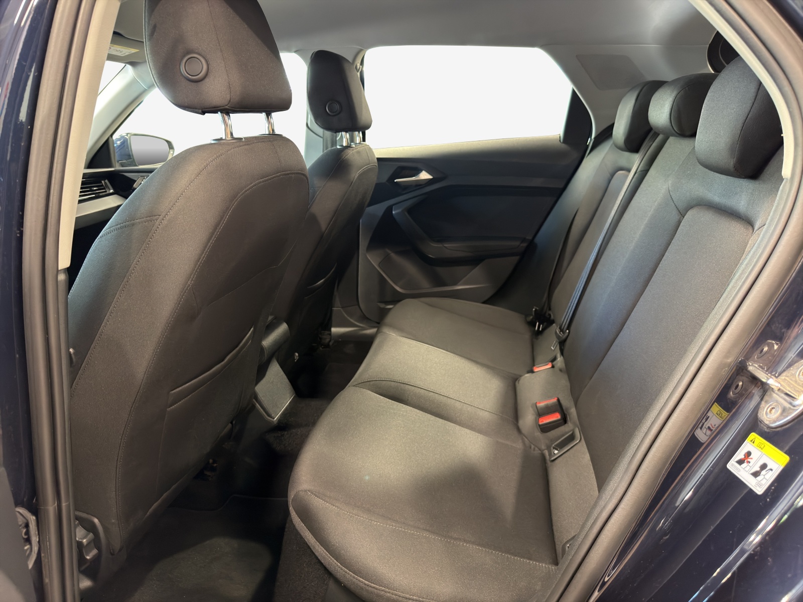AUDI A1 Sportback 35 TFSI advanced S-tronic-image-11