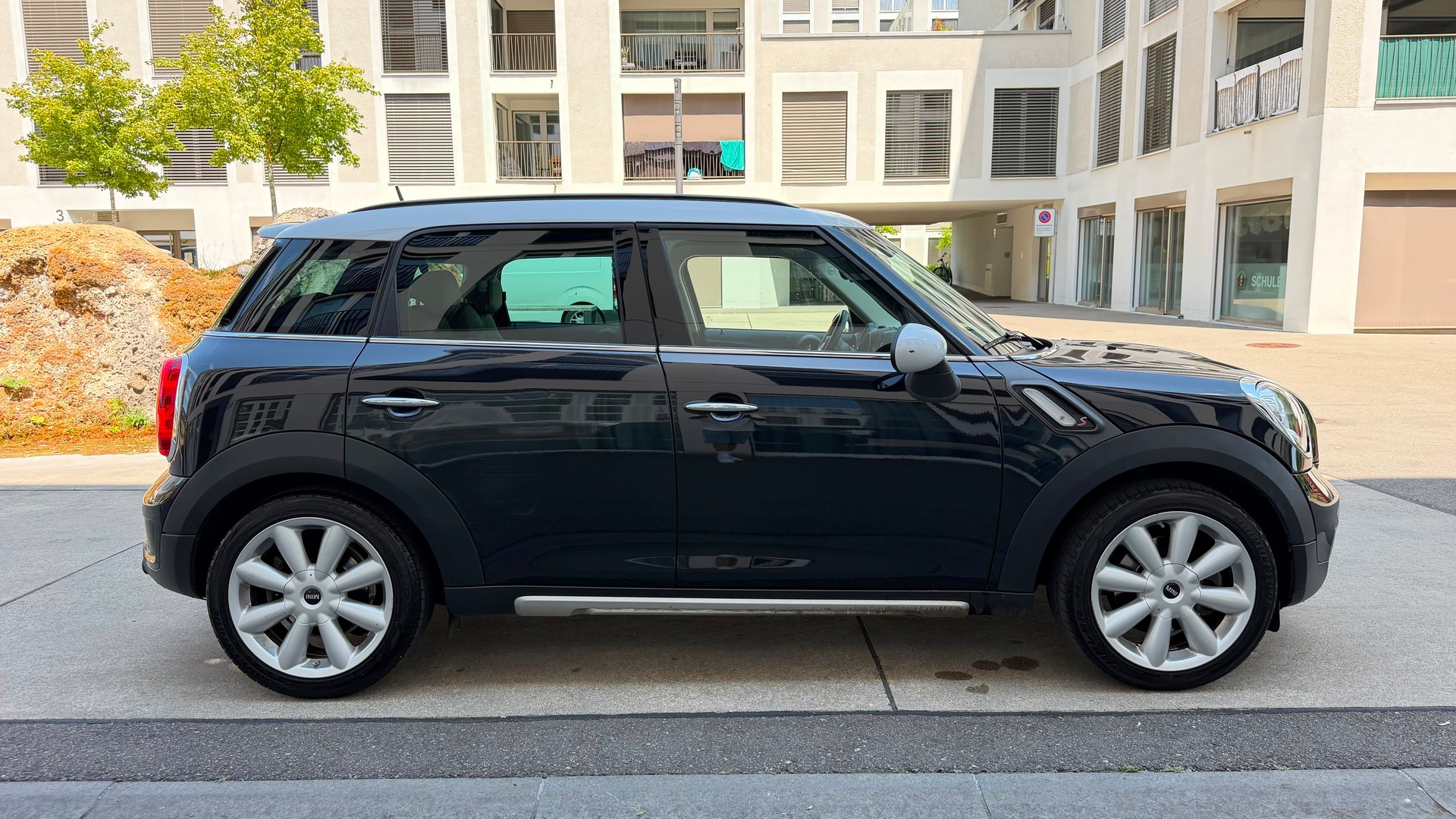 MINI Countryman Cooper S ALL4 Snowhill-image-7