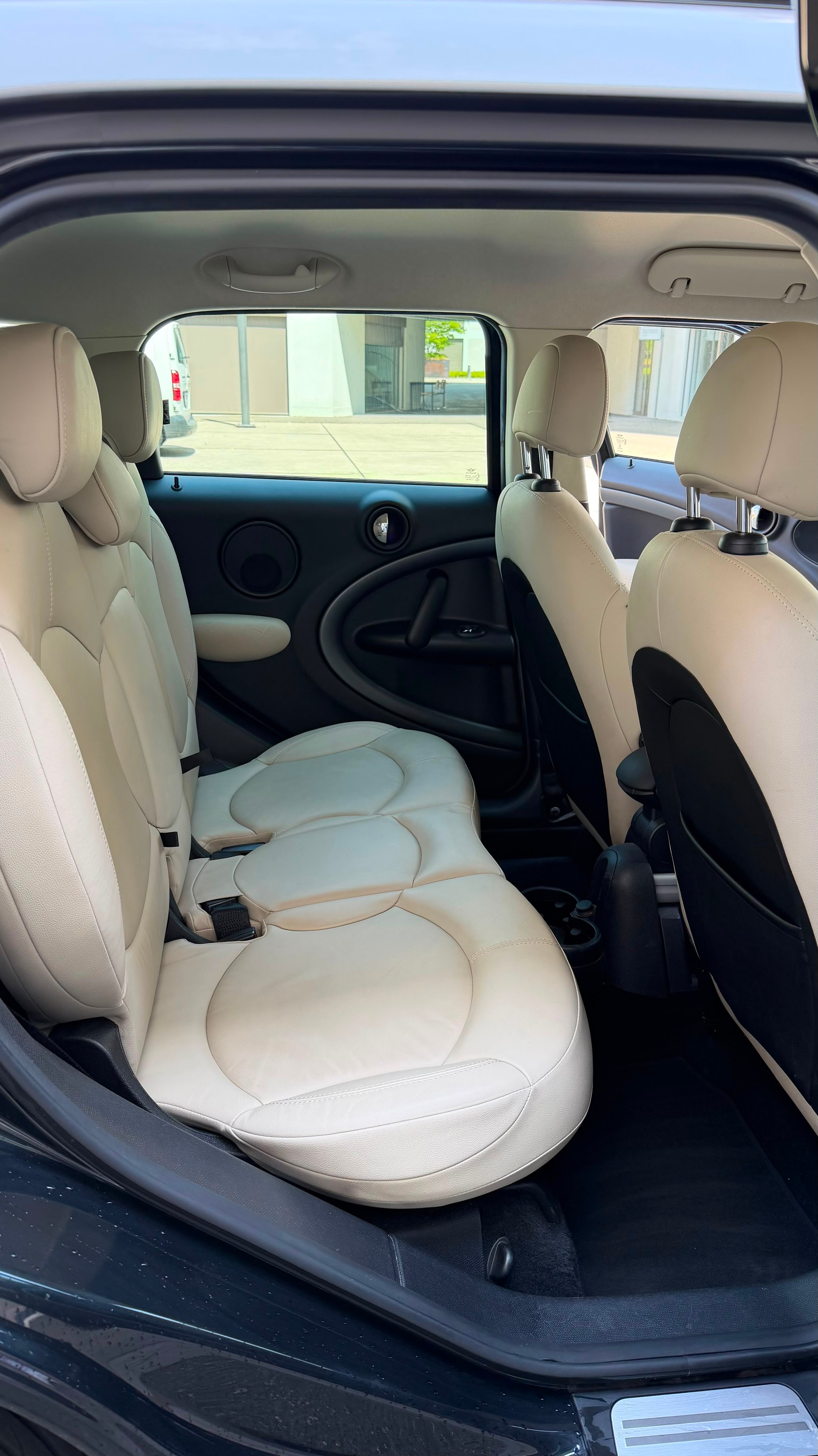 MINI Countryman Cooper S ALL4 Snowhill-image-12