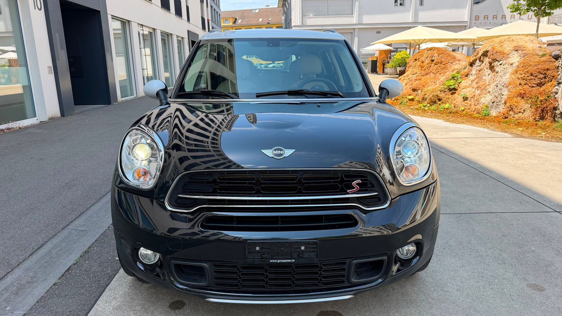 MINI Countryman Cooper S ALL4 Snowhill-image-2