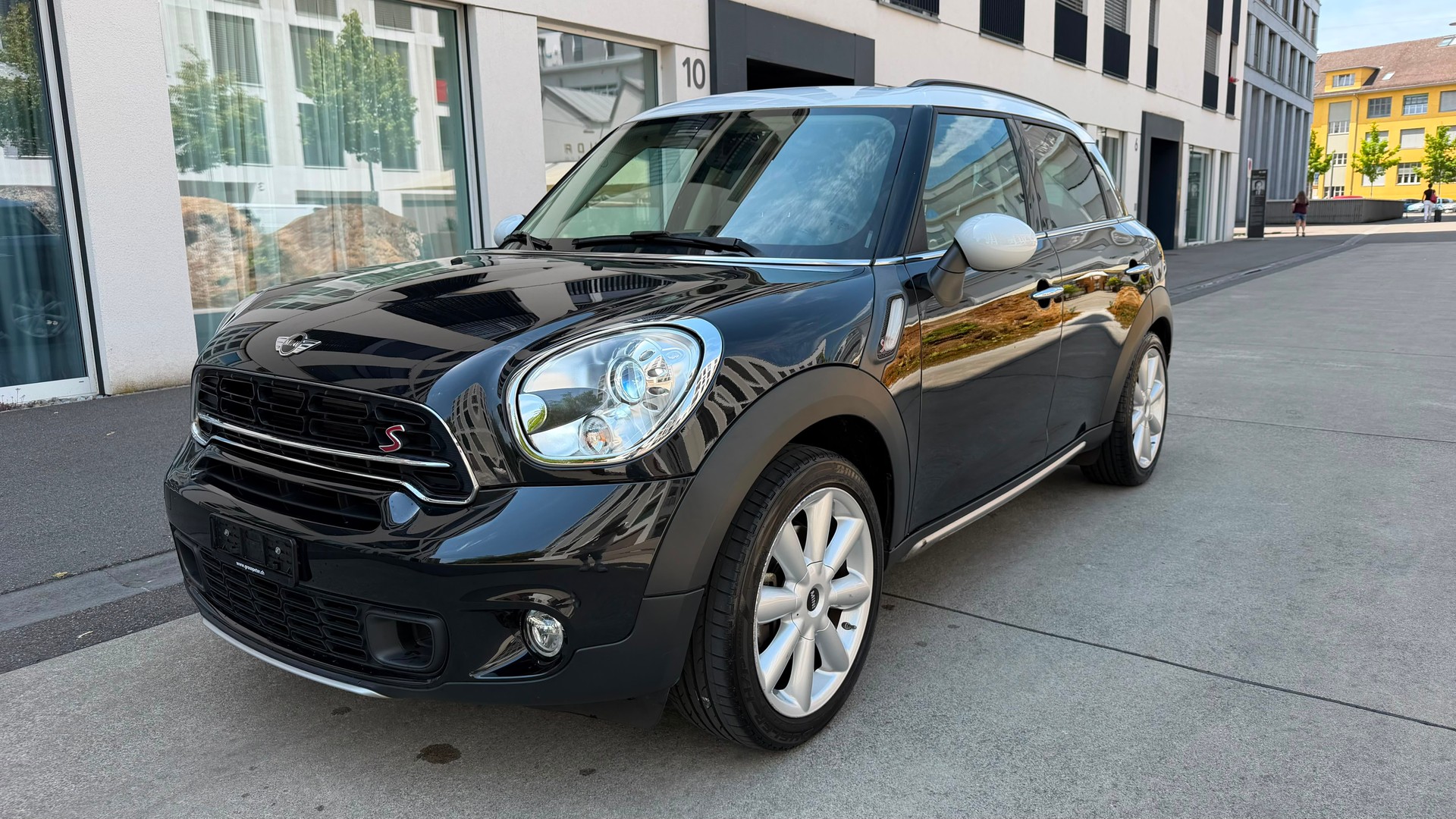 MINI Countryman Cooper S ALL4 Snowhill-image-1