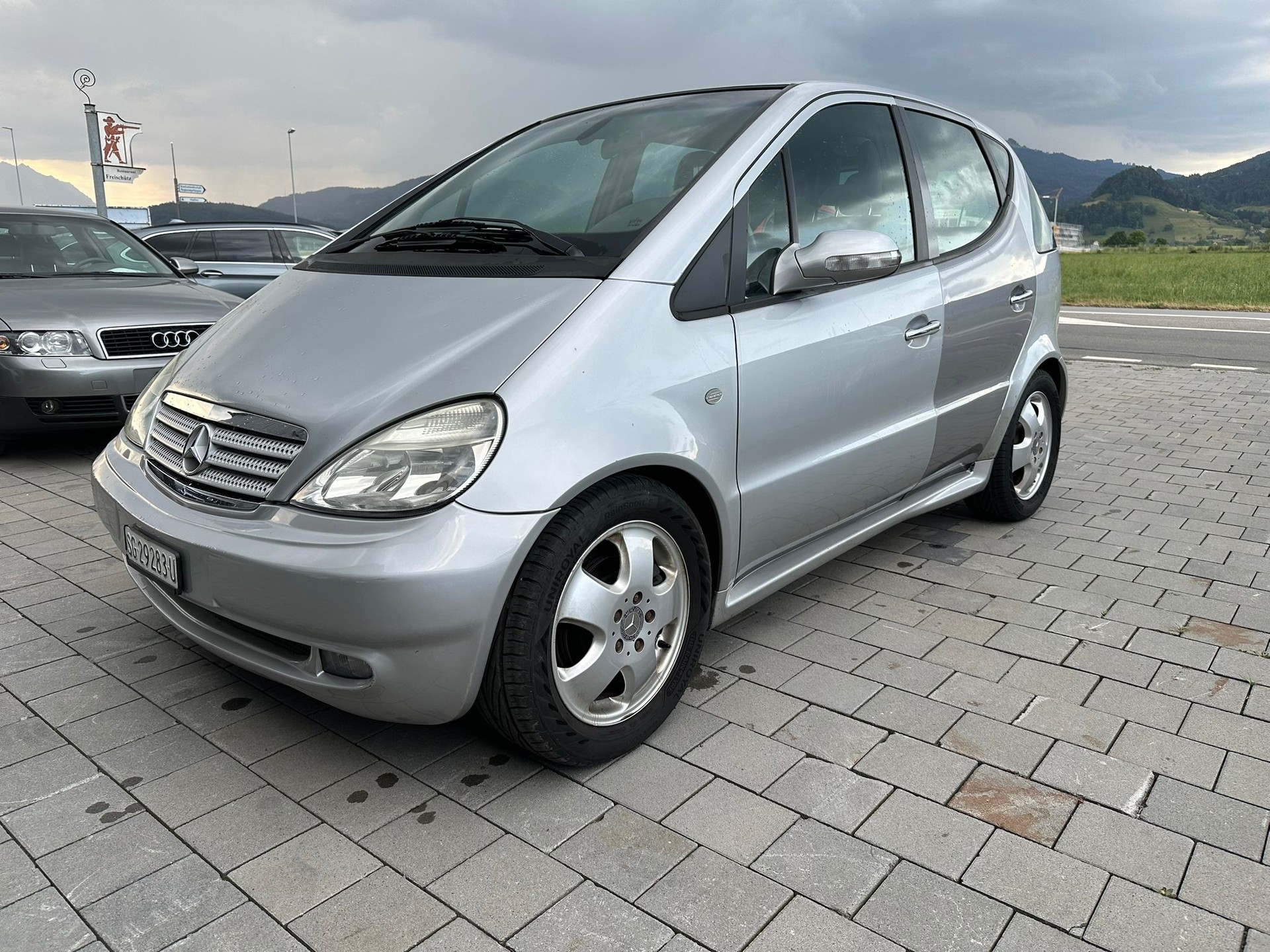 MERCEDES-BENZ A 210 Evolution-image-0