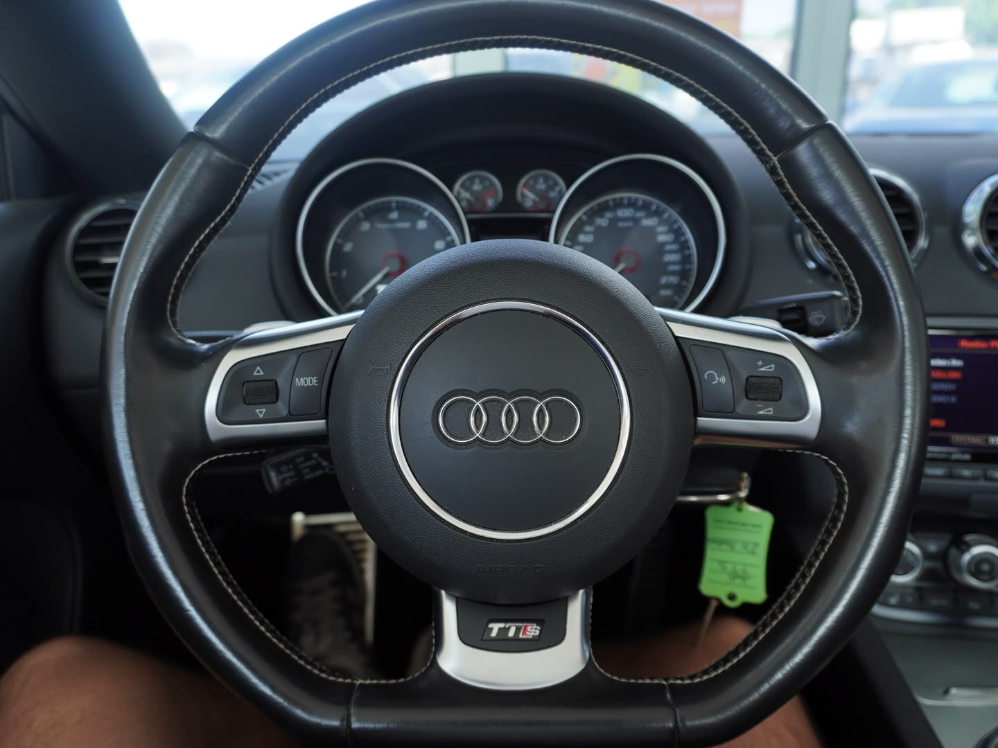 AUDI TTS Roadster 2.0 TFSI quattro S-tronic-image-6