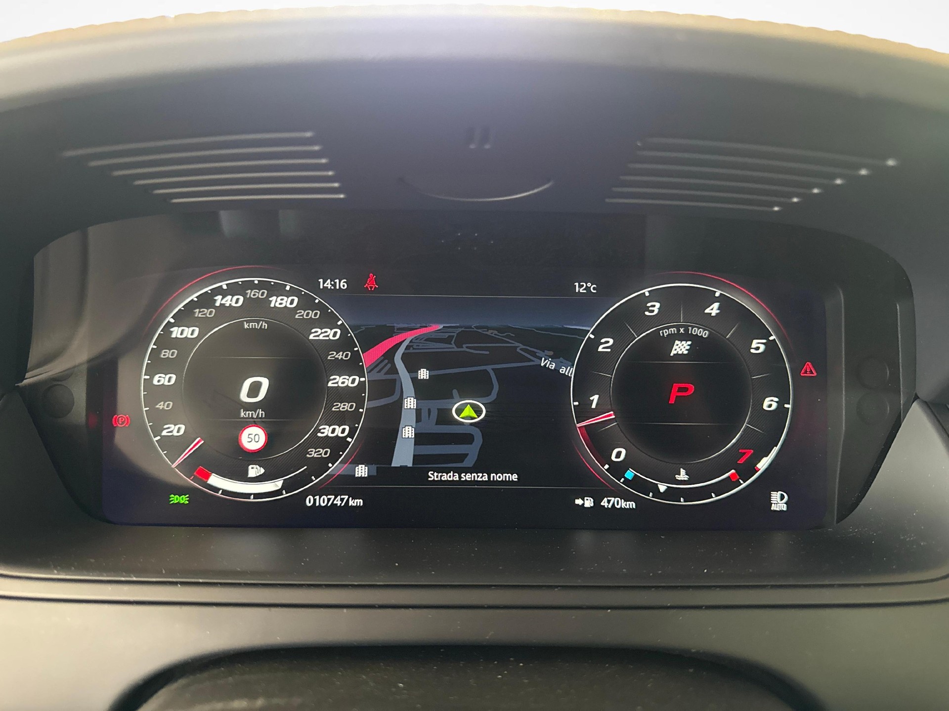 JAGUAR F-Type Coupé 5.0 V8 R AWD - Ruote invernali incluse-image-14