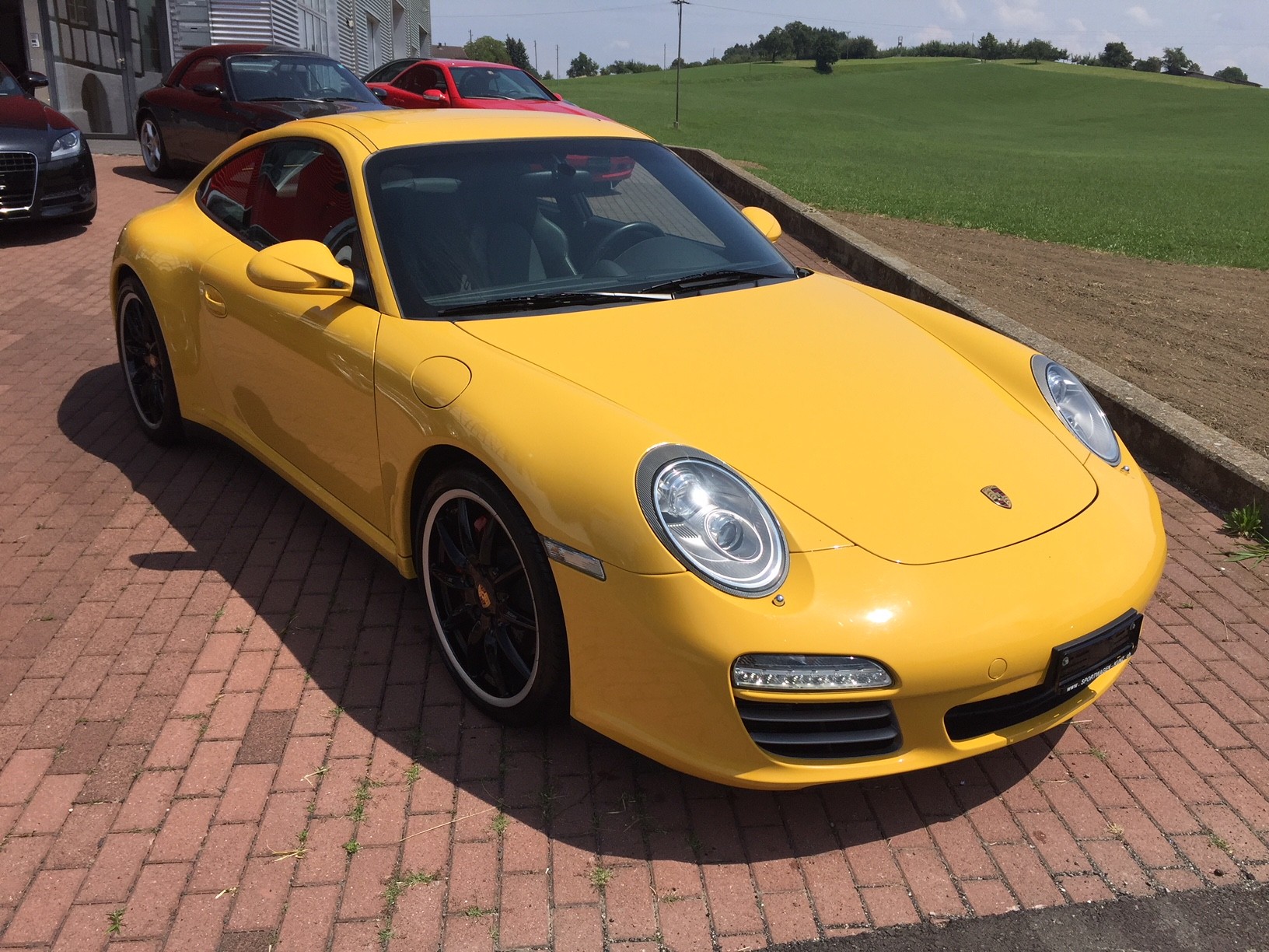 PORSCHE 911 Carrera 4S PDK-image-0