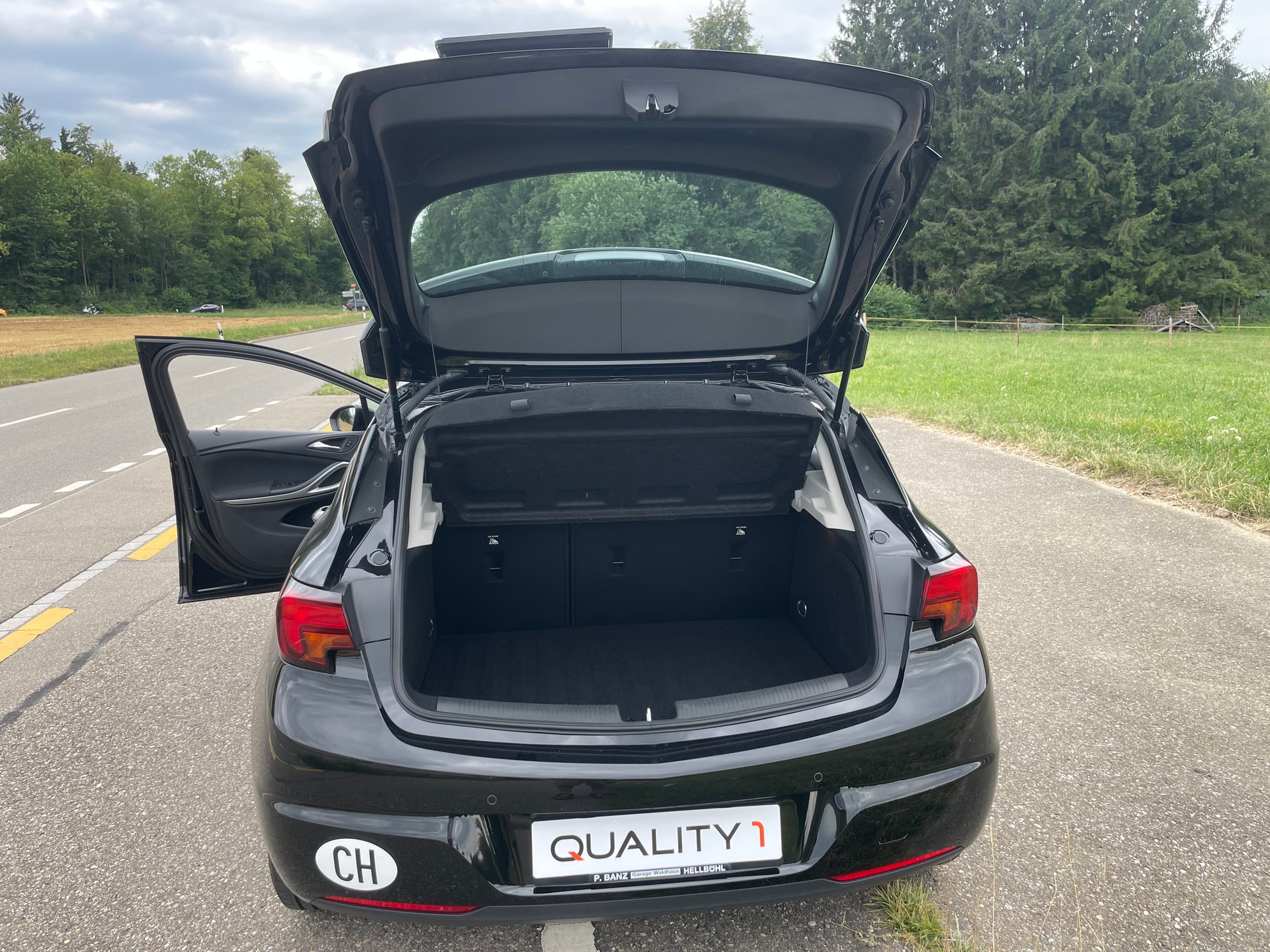 OPEL Astra 1.4i Turbo Enjoy Automatic-image-11