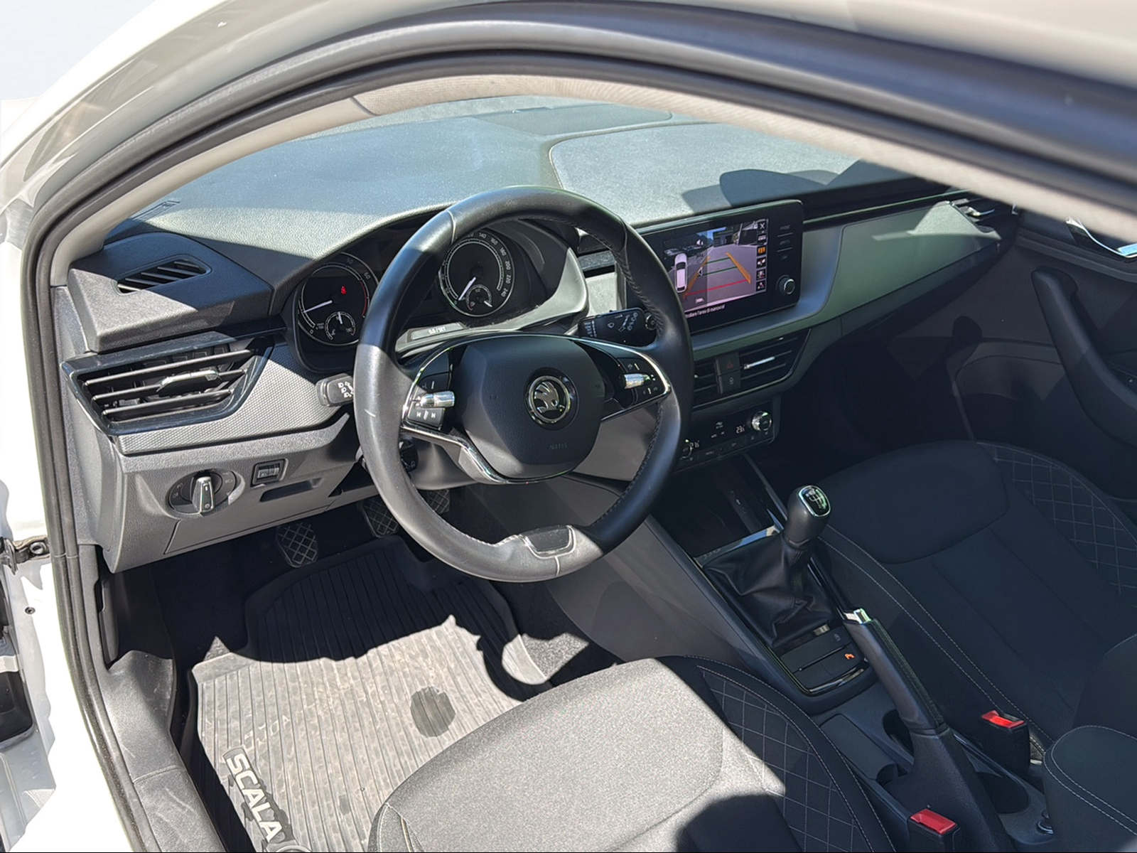 SKODA Scala 1.0 TSI Ambition-image-10