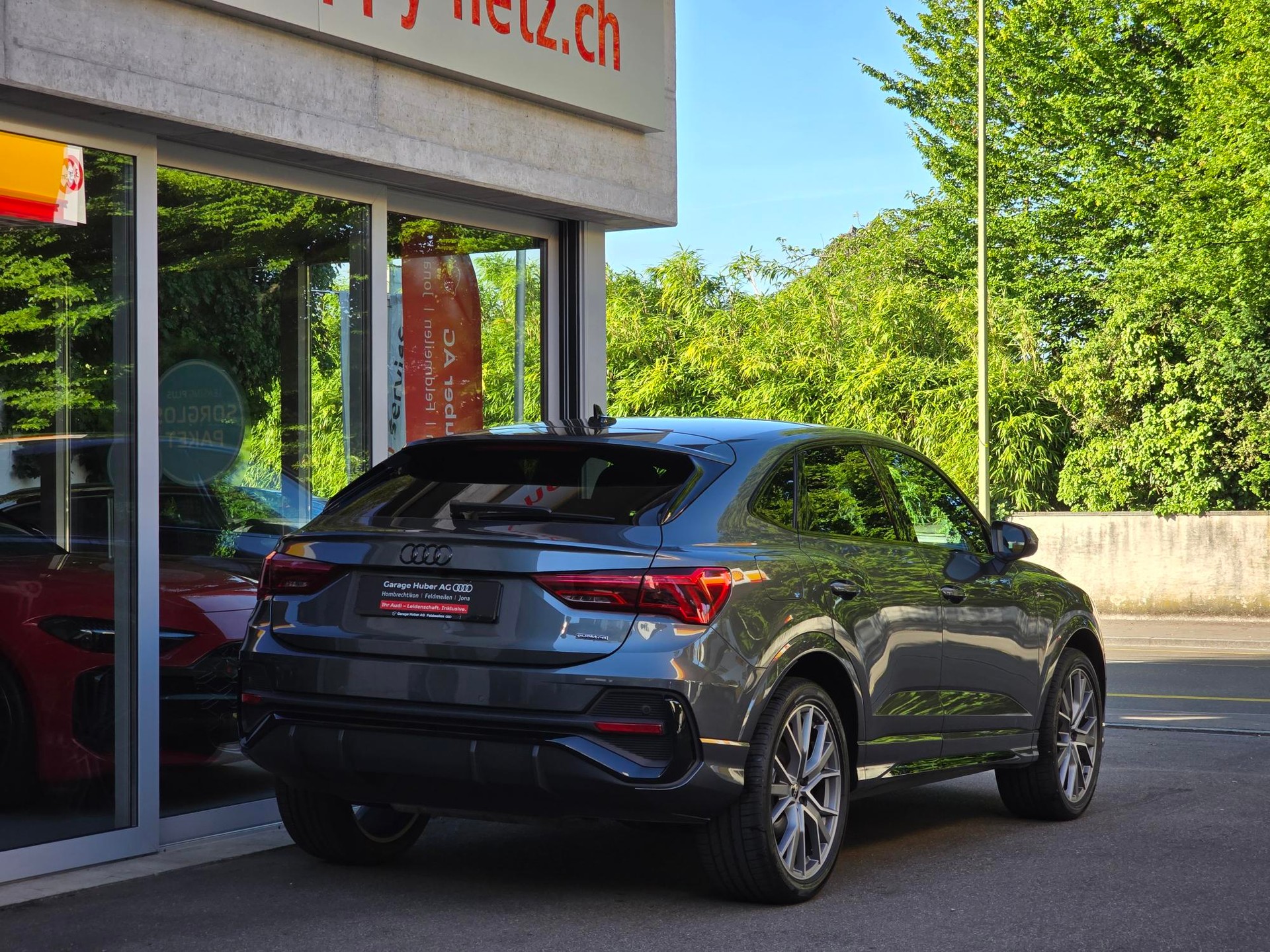 AUDI Q3 Sportback 45 TFSI S line quattro S-tronic-showroom-element-2
