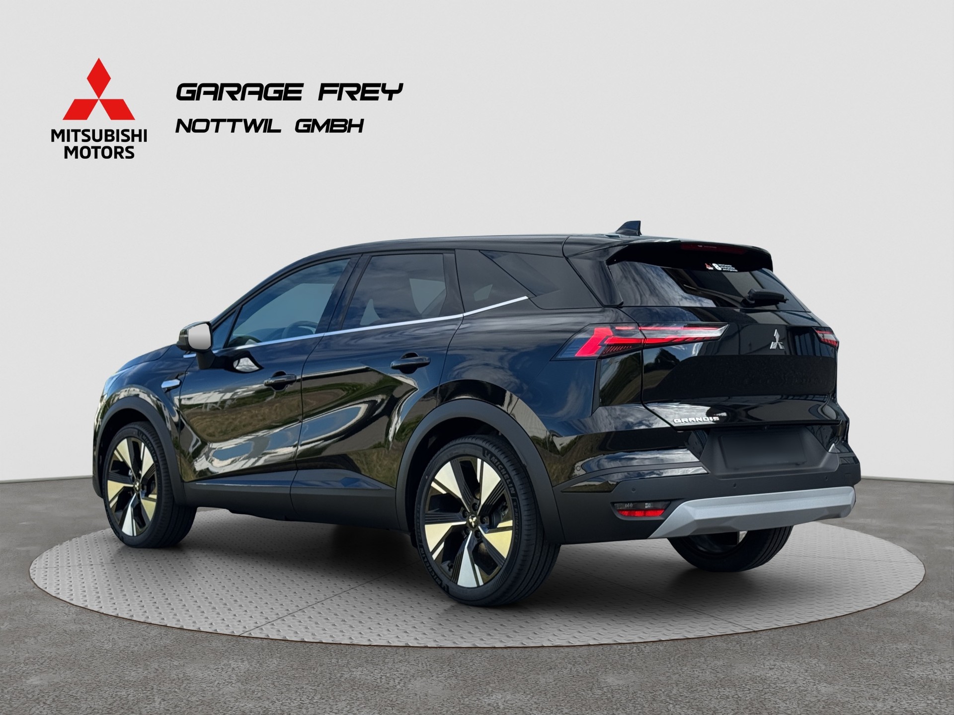MITSUBISHI Grandis 1.3 MHEV Intense A-image-2