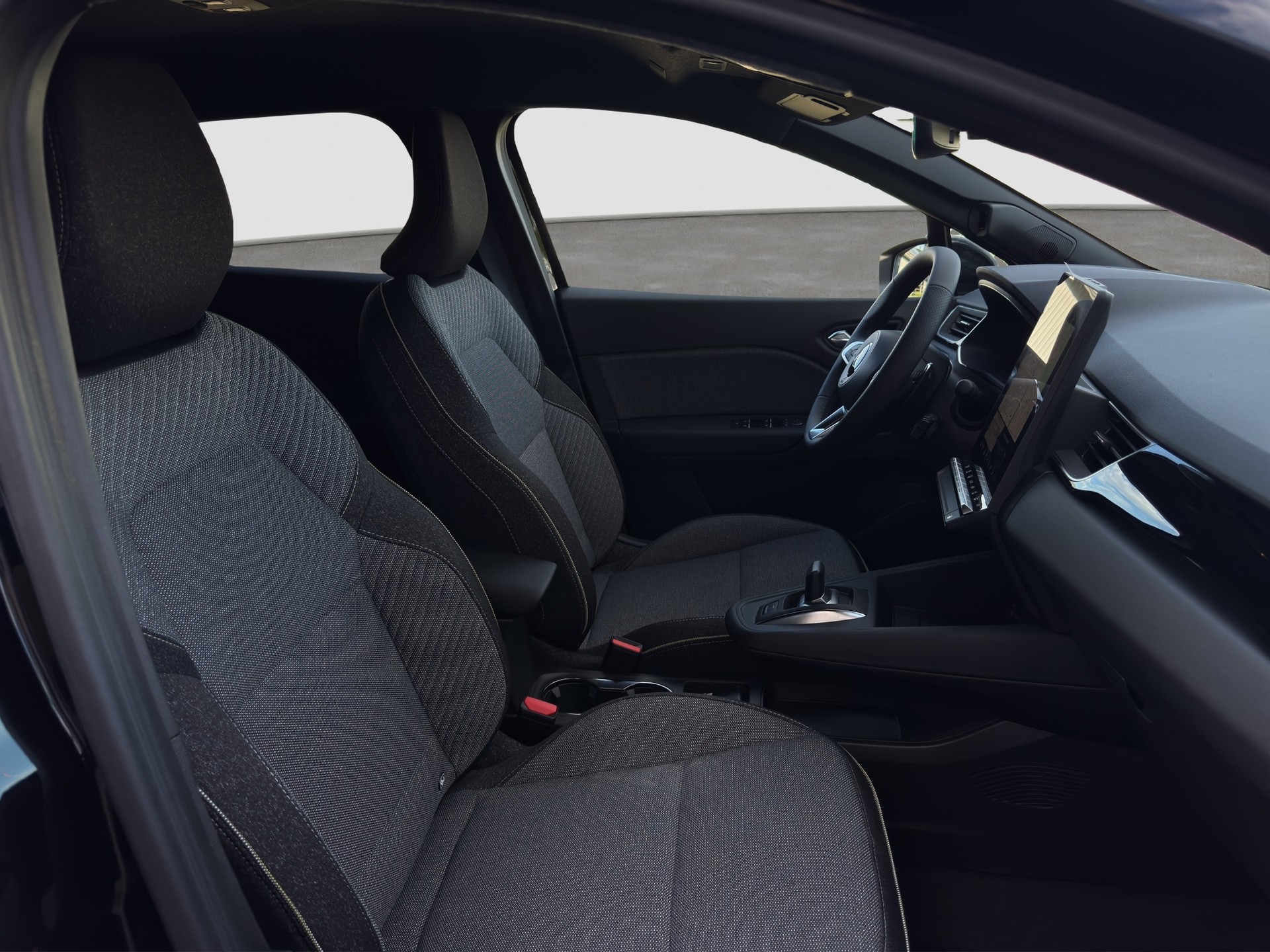 MITSUBISHI Grandis 1.3 MHEV Intense A-image-14