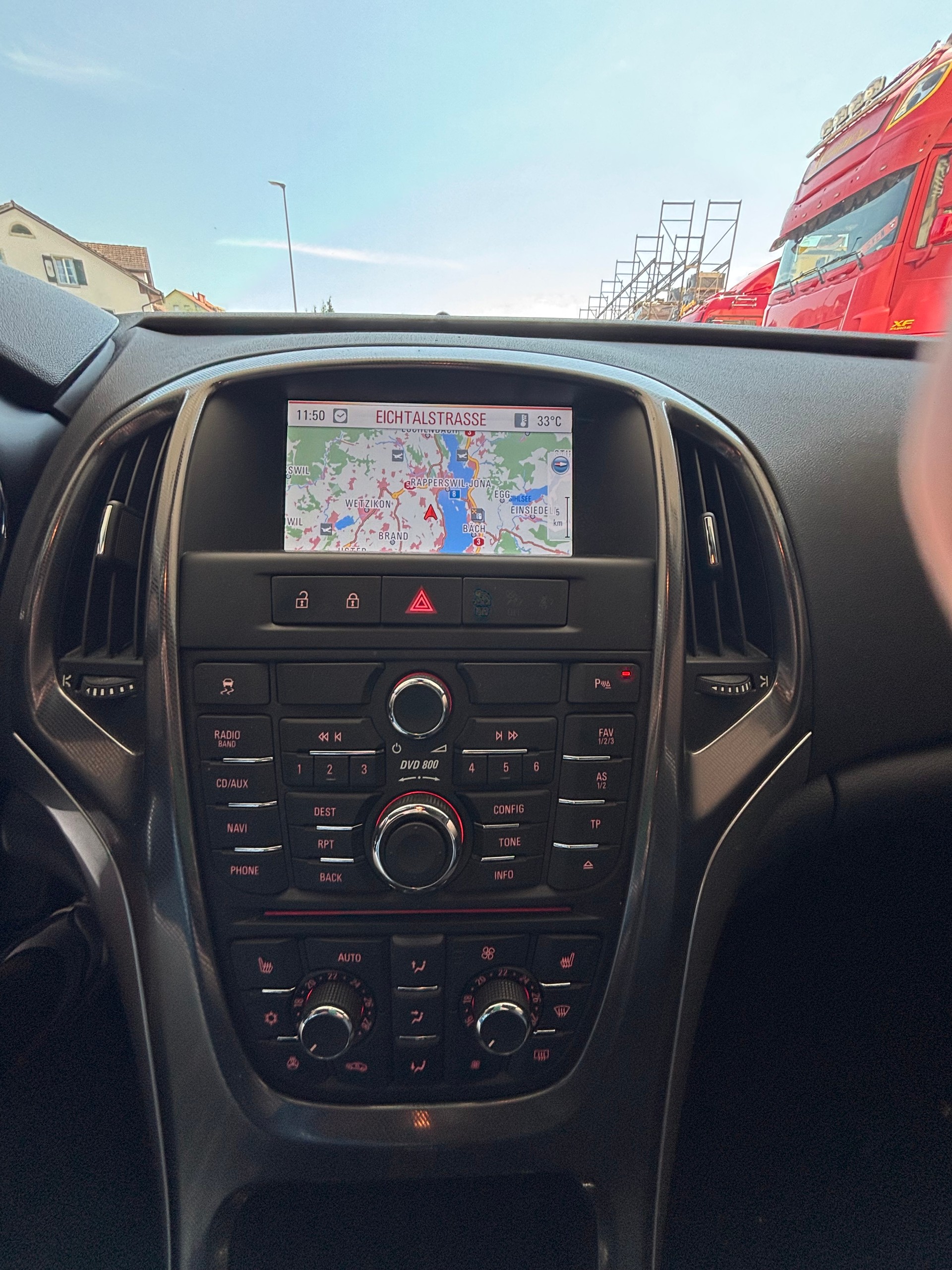 OPEL Astra 1.6i 16V Turbo Cosmo-image-8