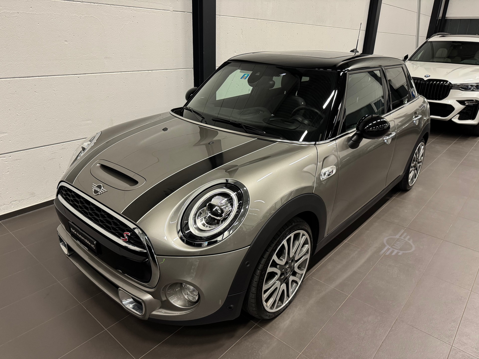 MINI Cooper S-image-4