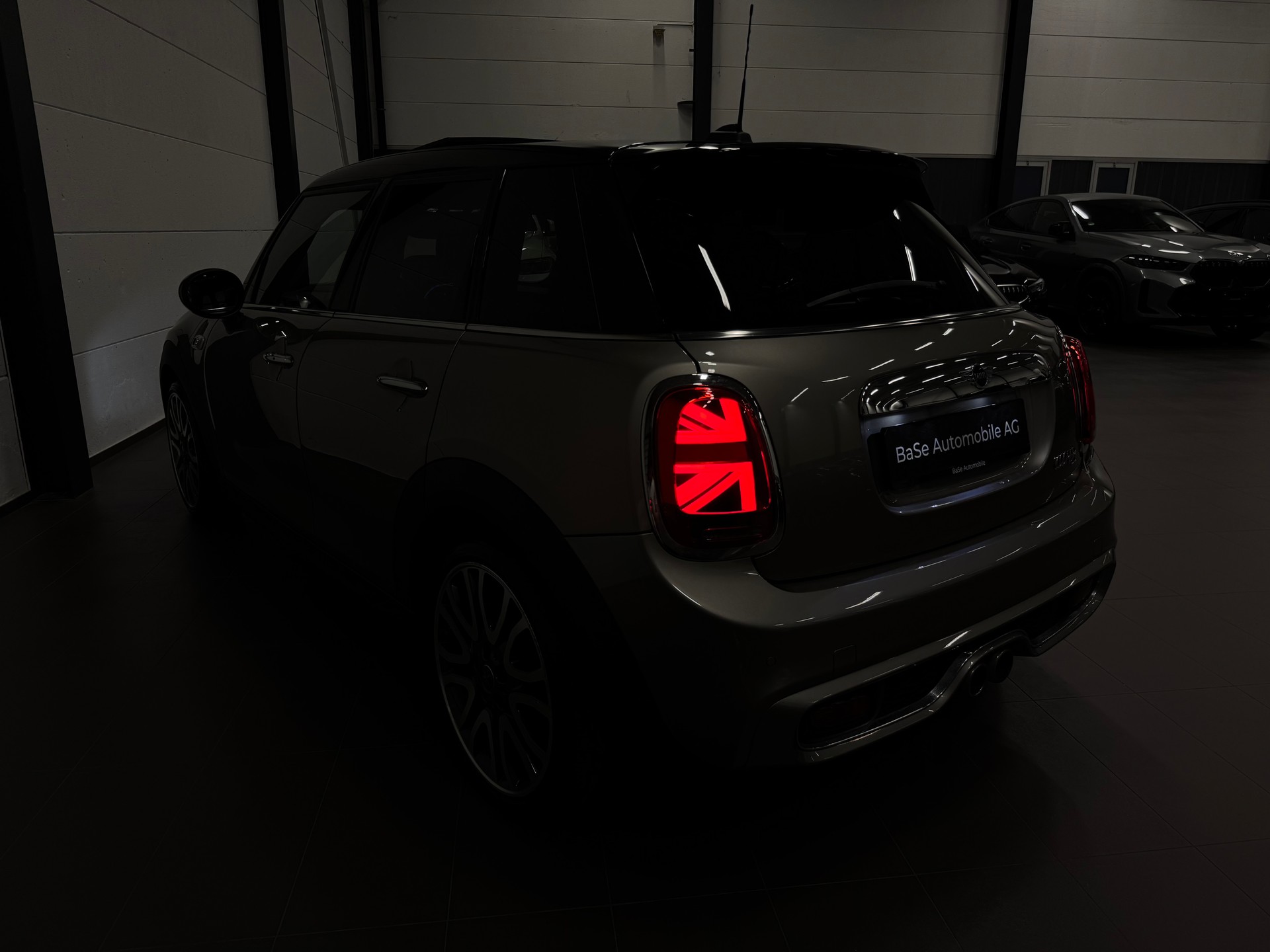 MINI Cooper S-image-14