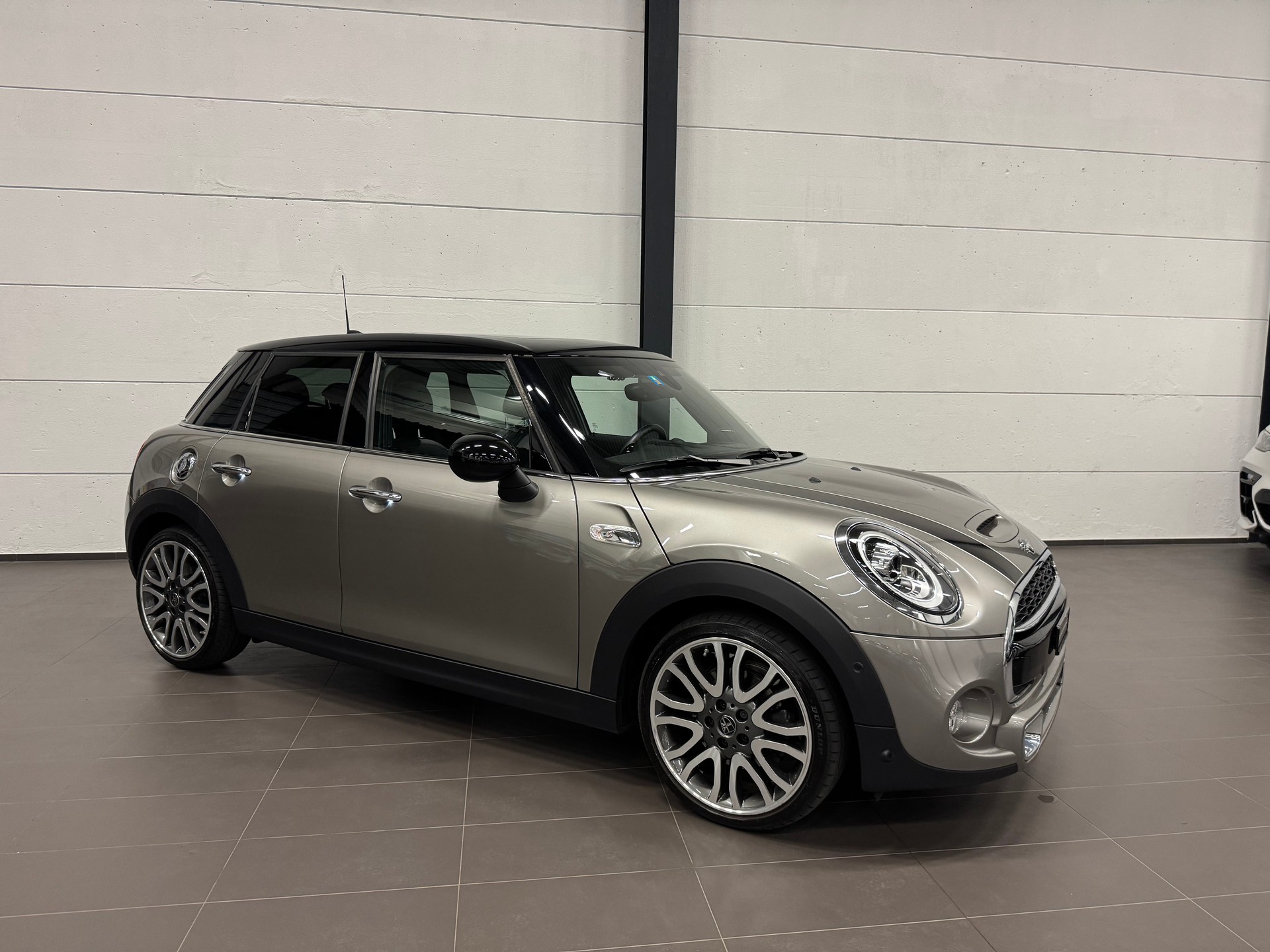 MINI Cooper S-image-5