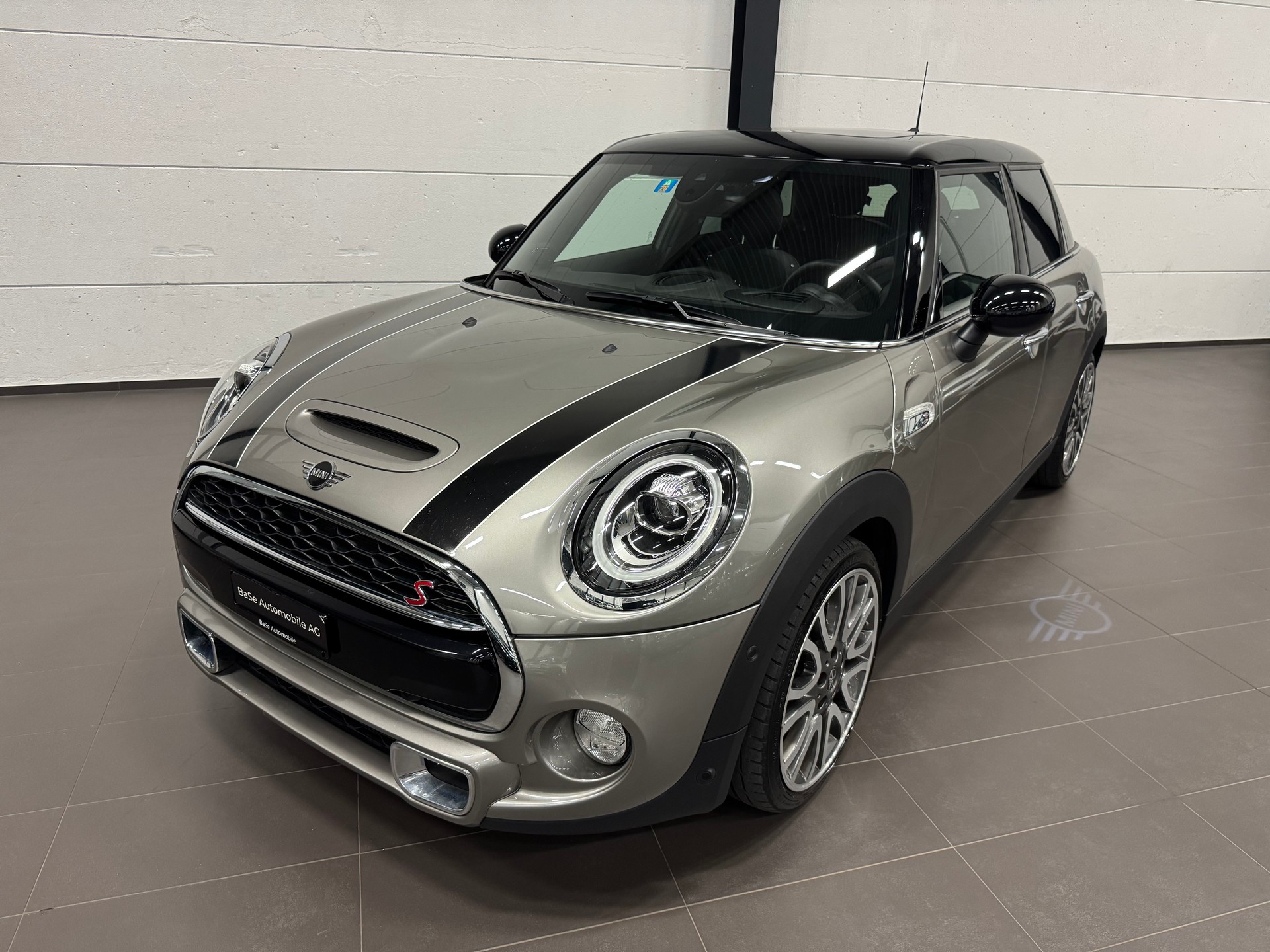 MINI Cooper S-image-0