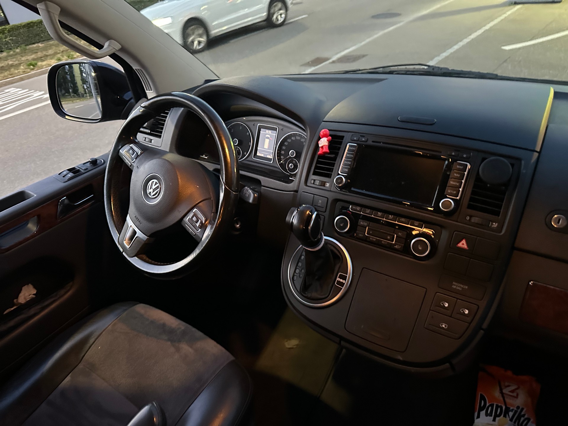 VW T5 Multivan 2.0 Bi-TDI CR Highline DSG-image-6