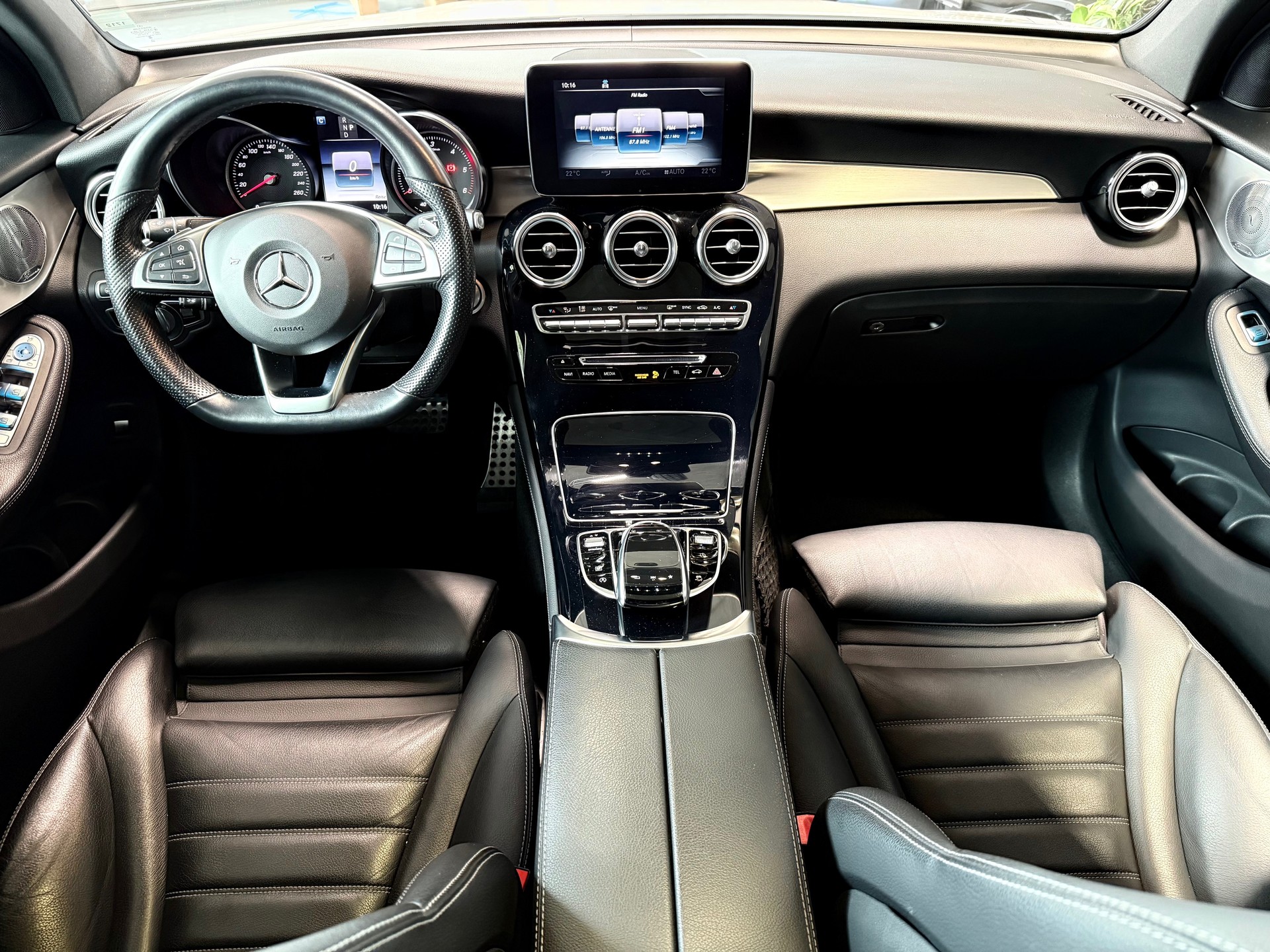 MERCEDES-BENZ GLC Coupé 350 d AMG Line 4Matic 9G-Tronic-image-13