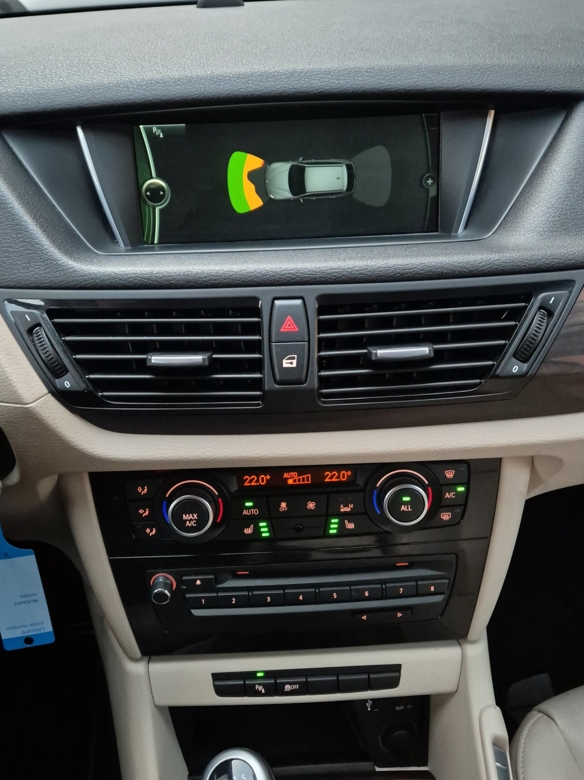 BMW X1 sDrive 18i Sport Line-image-14