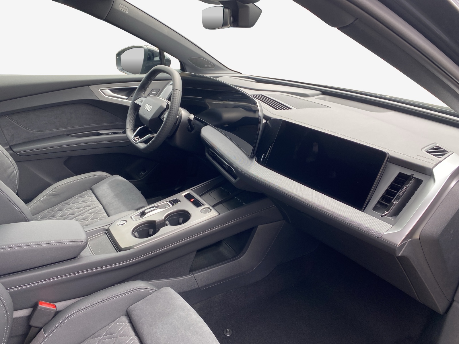 AUDI Q4 e-tron SUV quattro performance-image-13