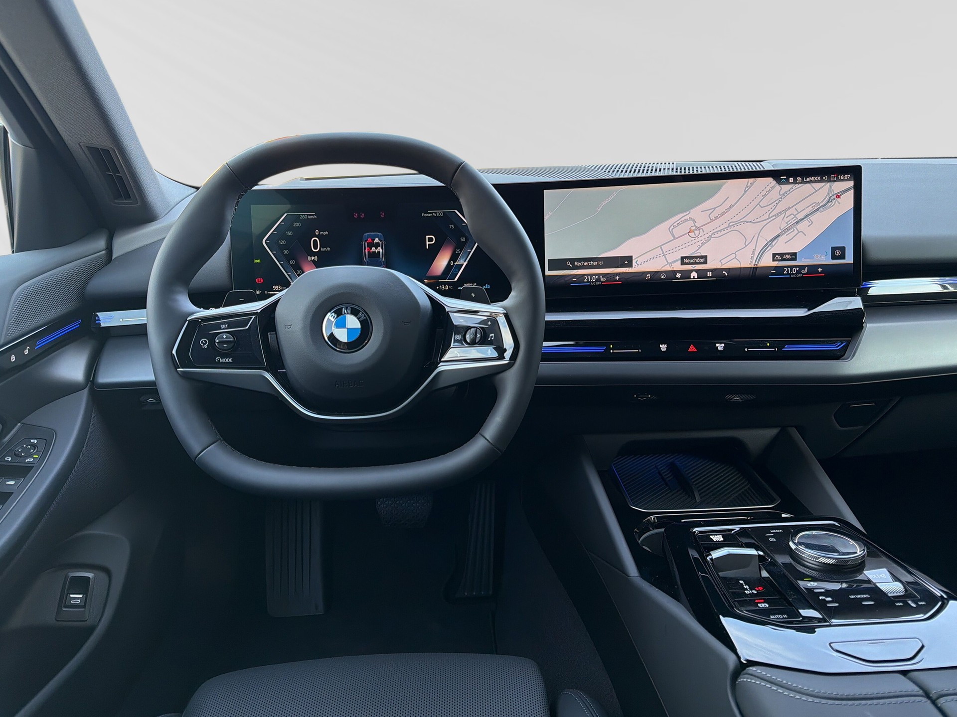 BMW 520d xDrive 48V M Sport Steptronic-showroom-element-3