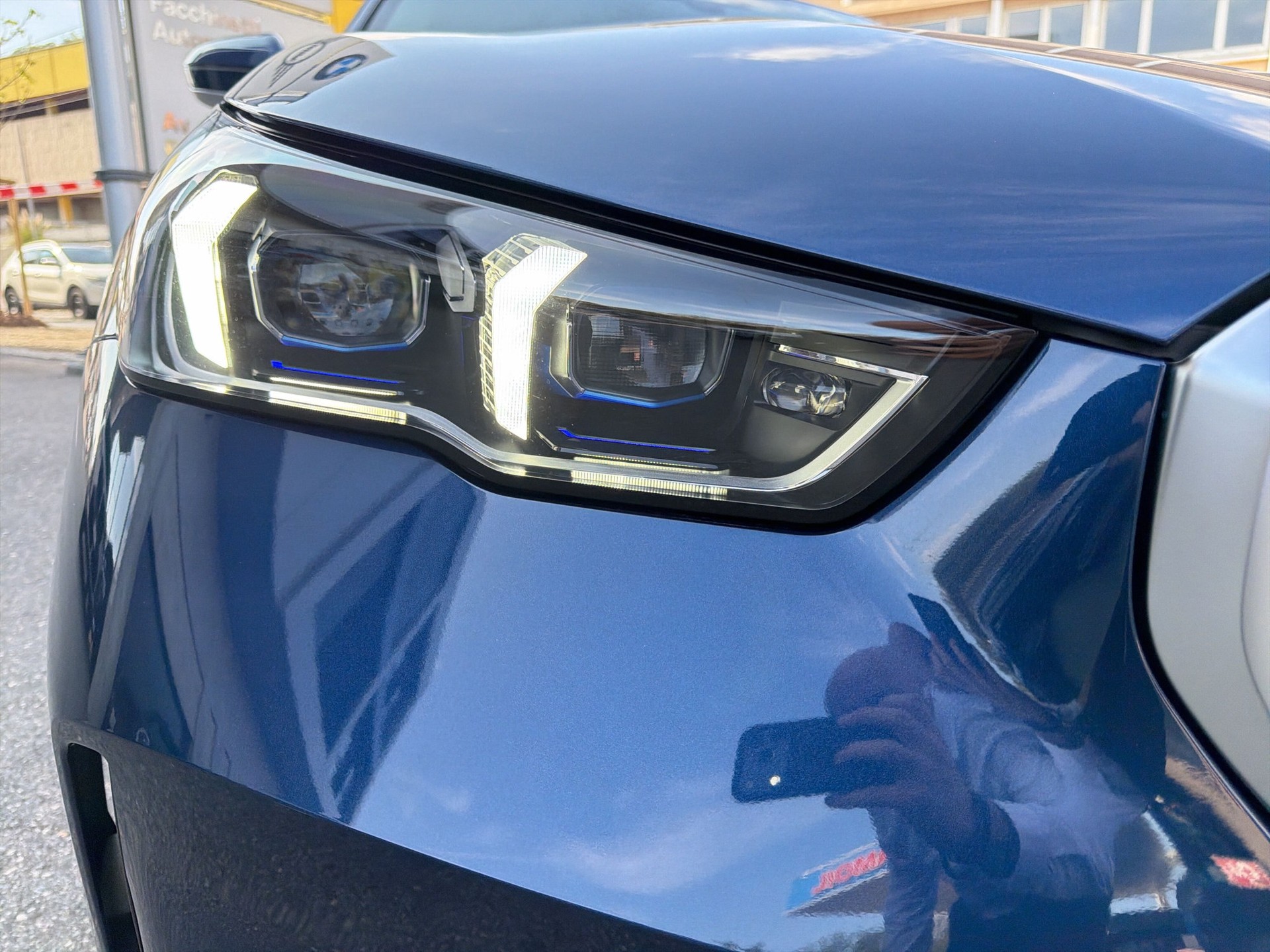 BMW 520d xDrive 48V M Sport Steptronic-image-17