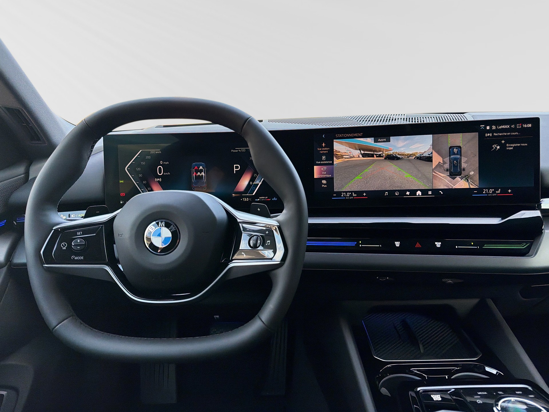 BMW 520d xDrive 48V M Sport Steptronic-image-4