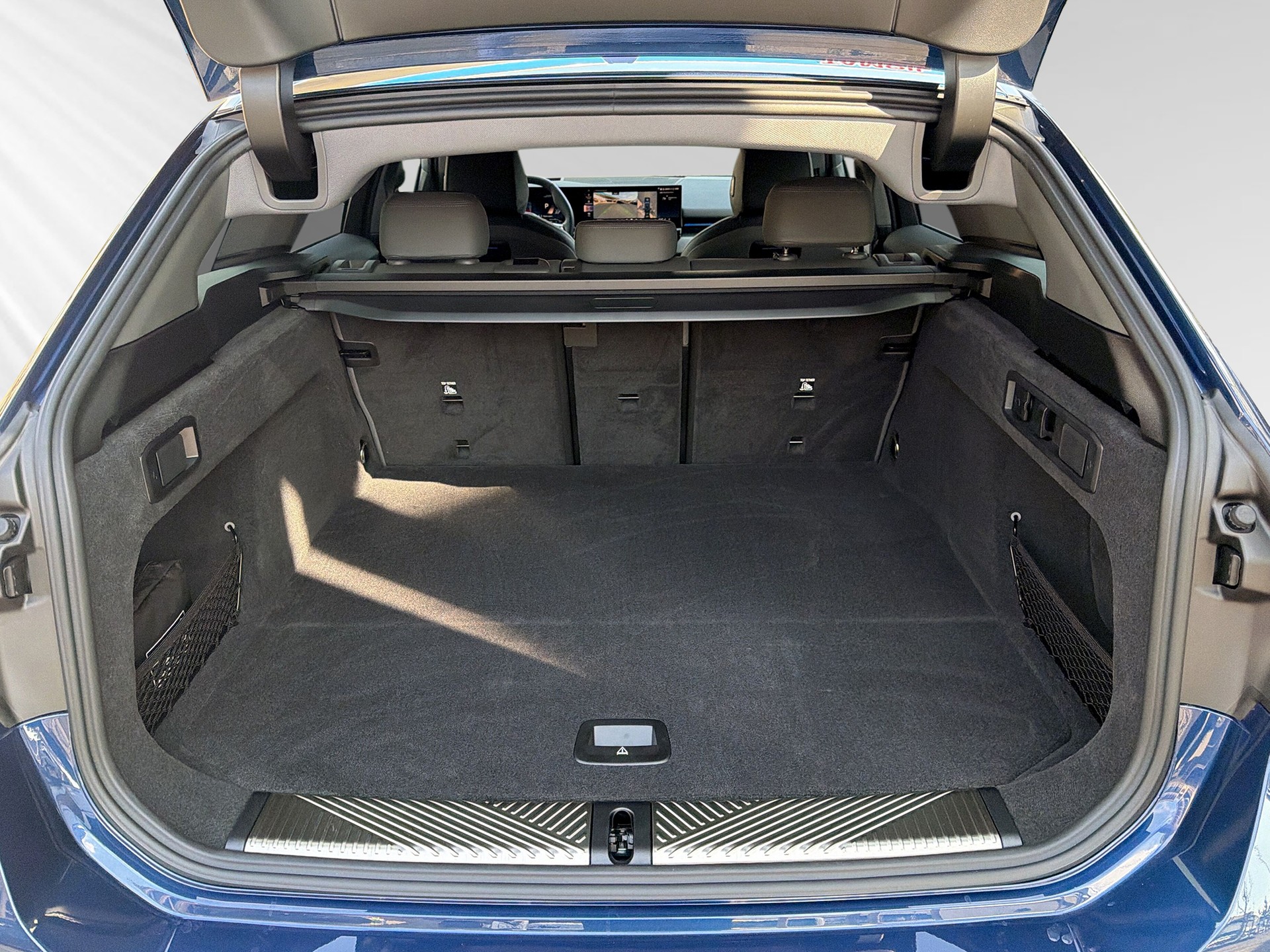 BMW 520d xDrive 48V M Sport Steptronic-image-7