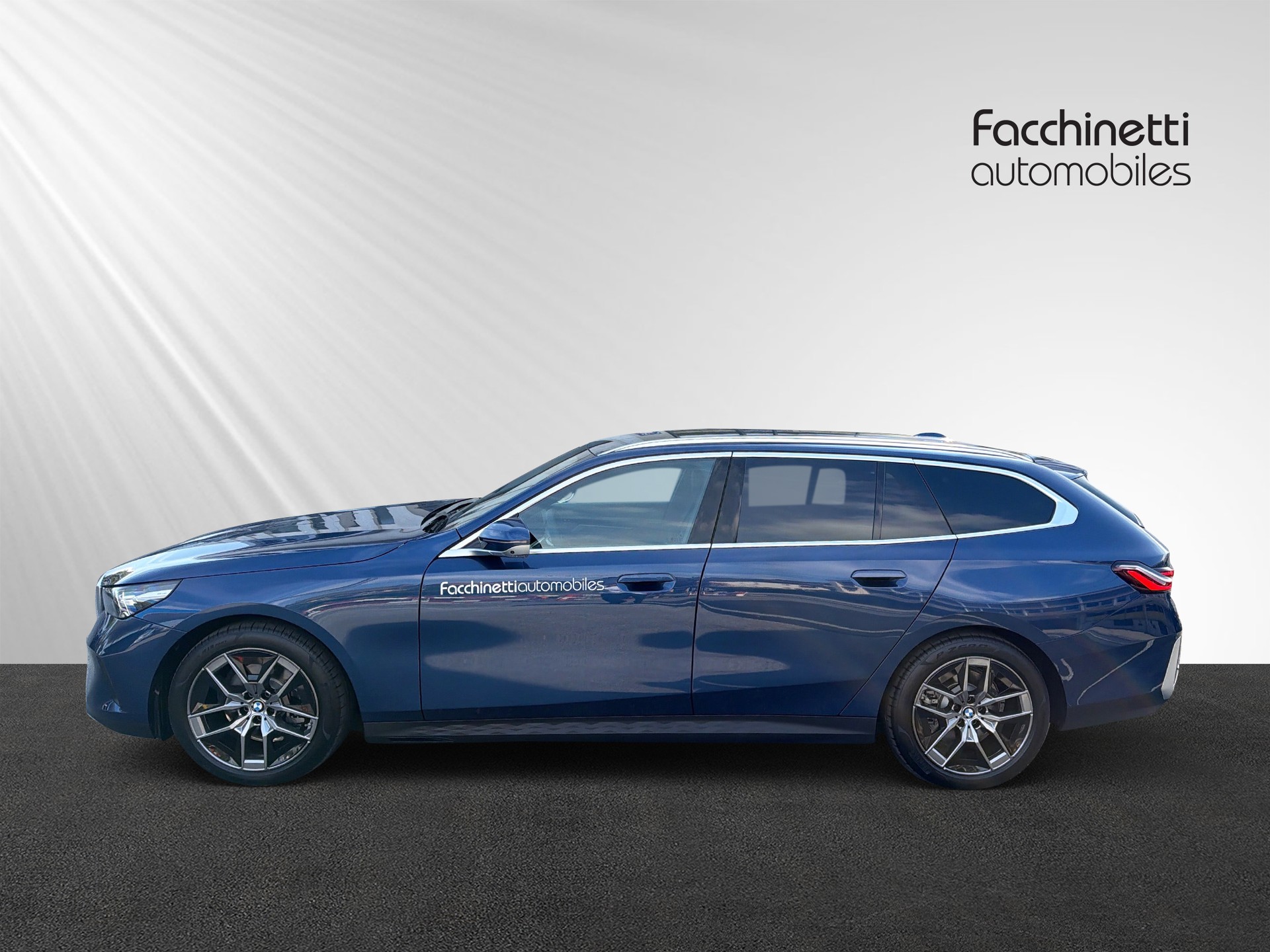 BMW 520d xDrive 48V M Sport Steptronic-showroom-element-1