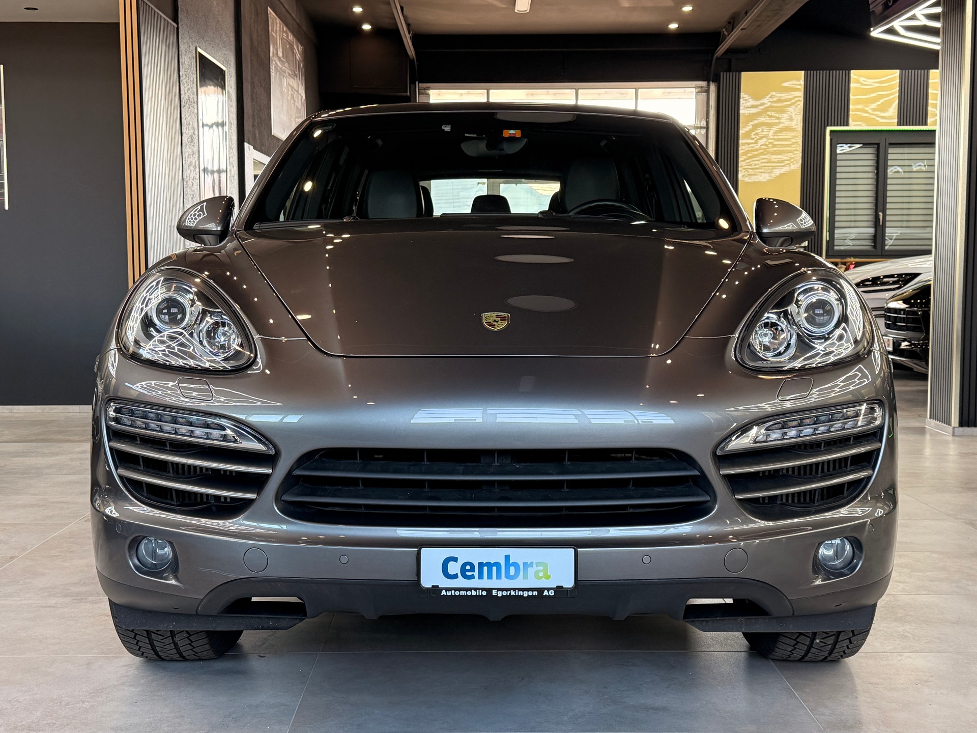 PORSCHE Cayenne 3.0 V6 TDI TipT-image-1
