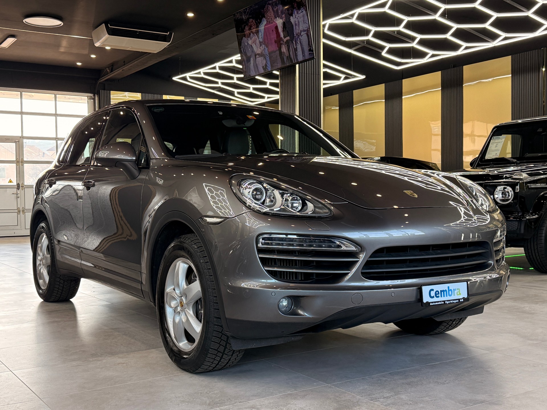 PORSCHE Cayenne 3.0 V6 TDI TipT-image-2