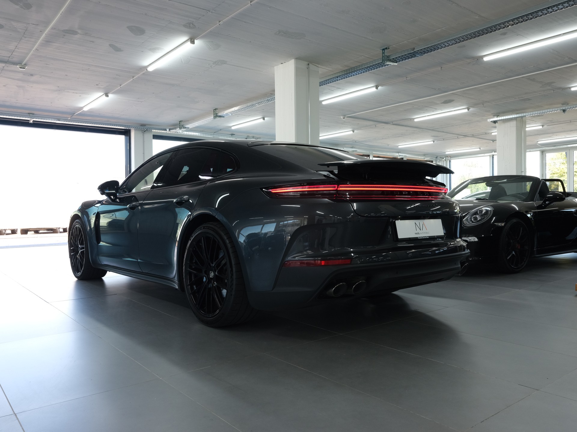 PORSCHE Panamera 4 PDK *Porsche Aproved* *Sport Chrono* *360 Kamera*-image-4