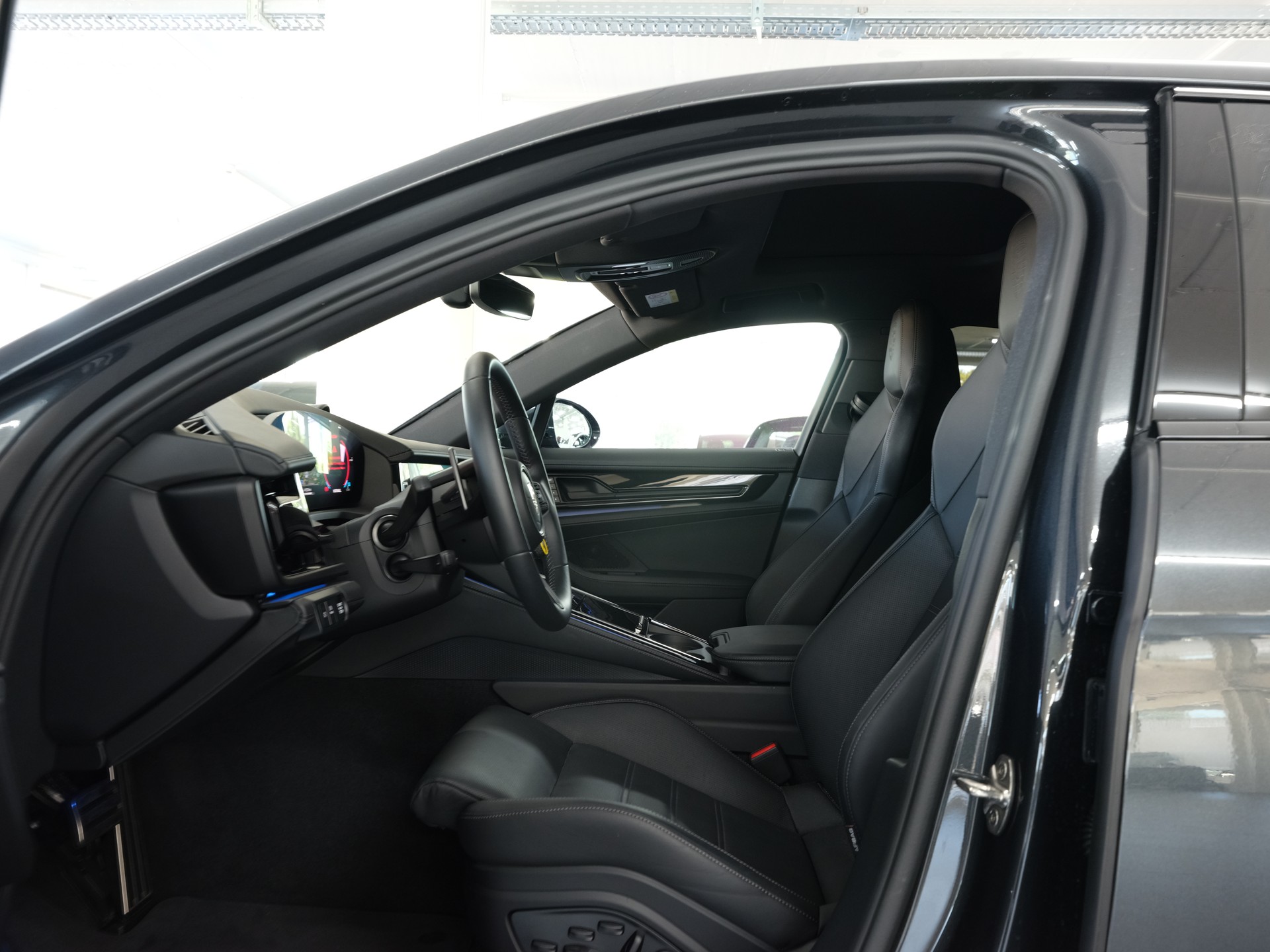 PORSCHE Panamera 4 PDK *Porsche Aproved* *Sport Chrono* *360 Kamera*-image-12