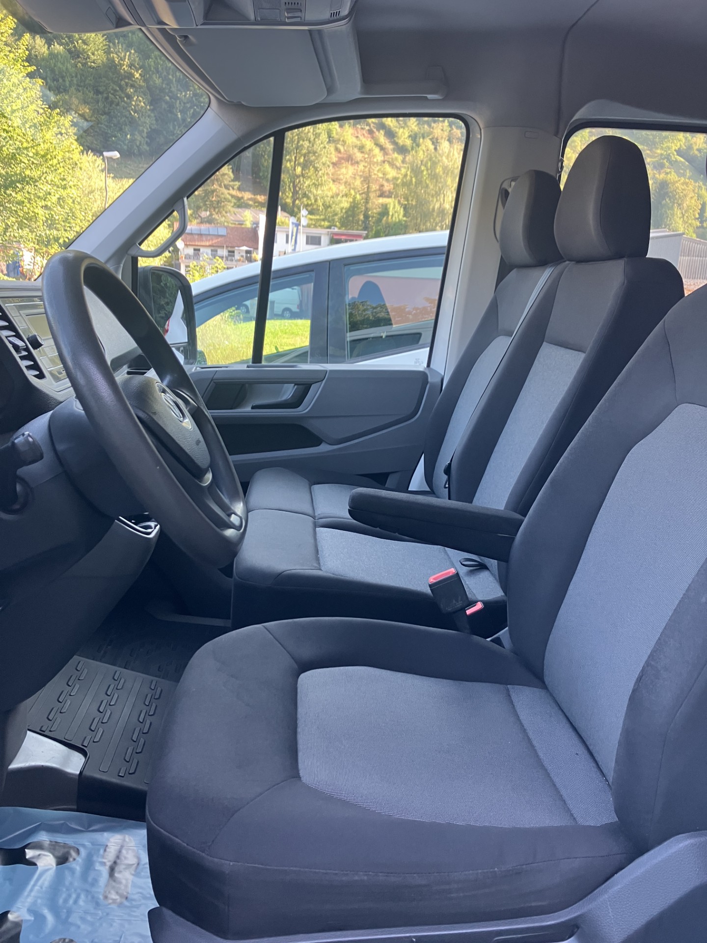VW Crafter 35 2.0 BiTDI Entry L4-image-6