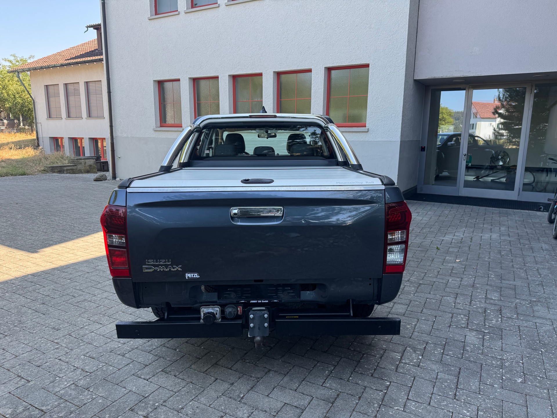 ISUZU D-MAX 1.9 Crew Cab Solar Supernova 4x4 A-image-5