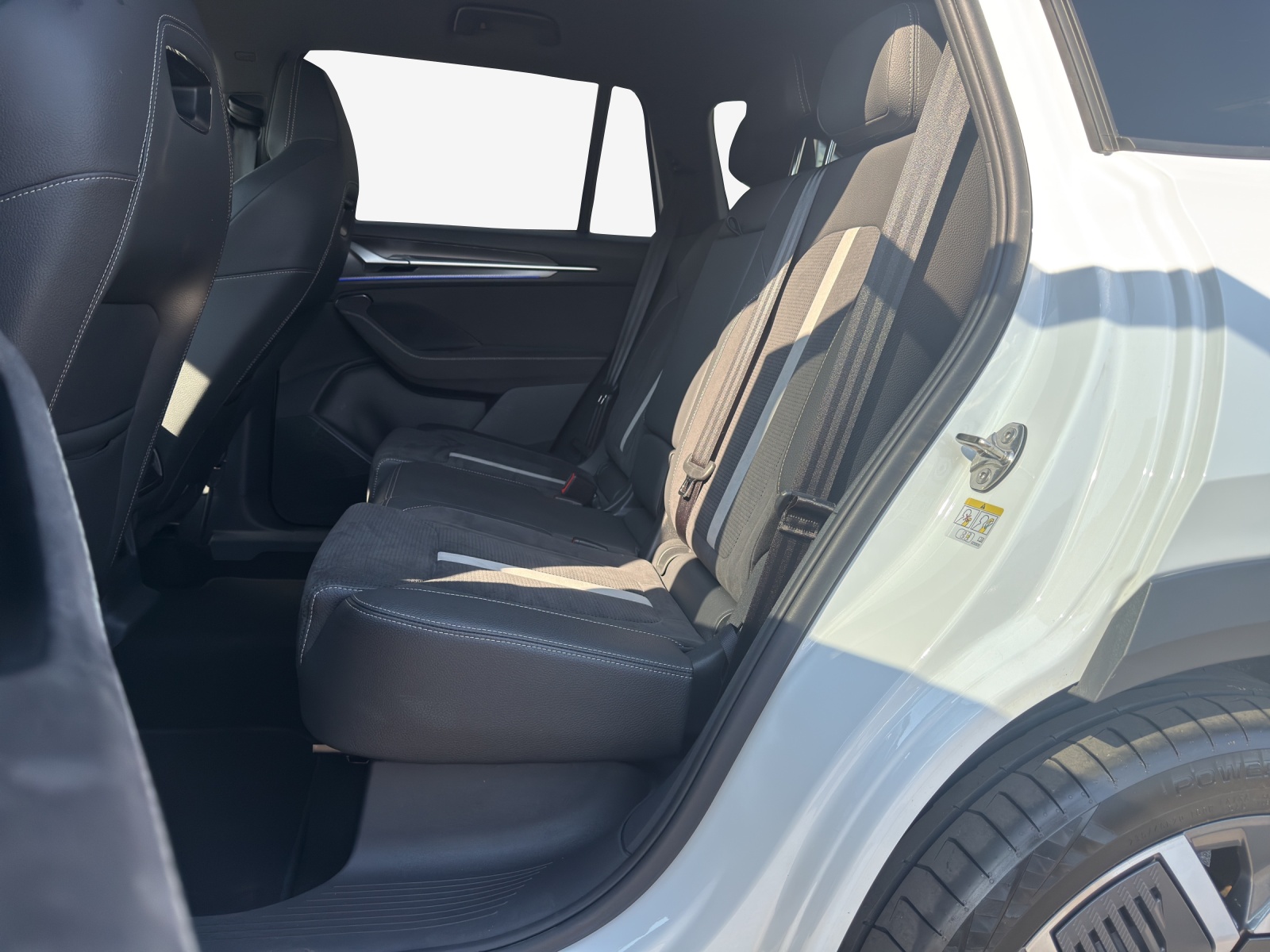 SKODA Kodiaq 1.5 TSI PHEV Sportline-image-12