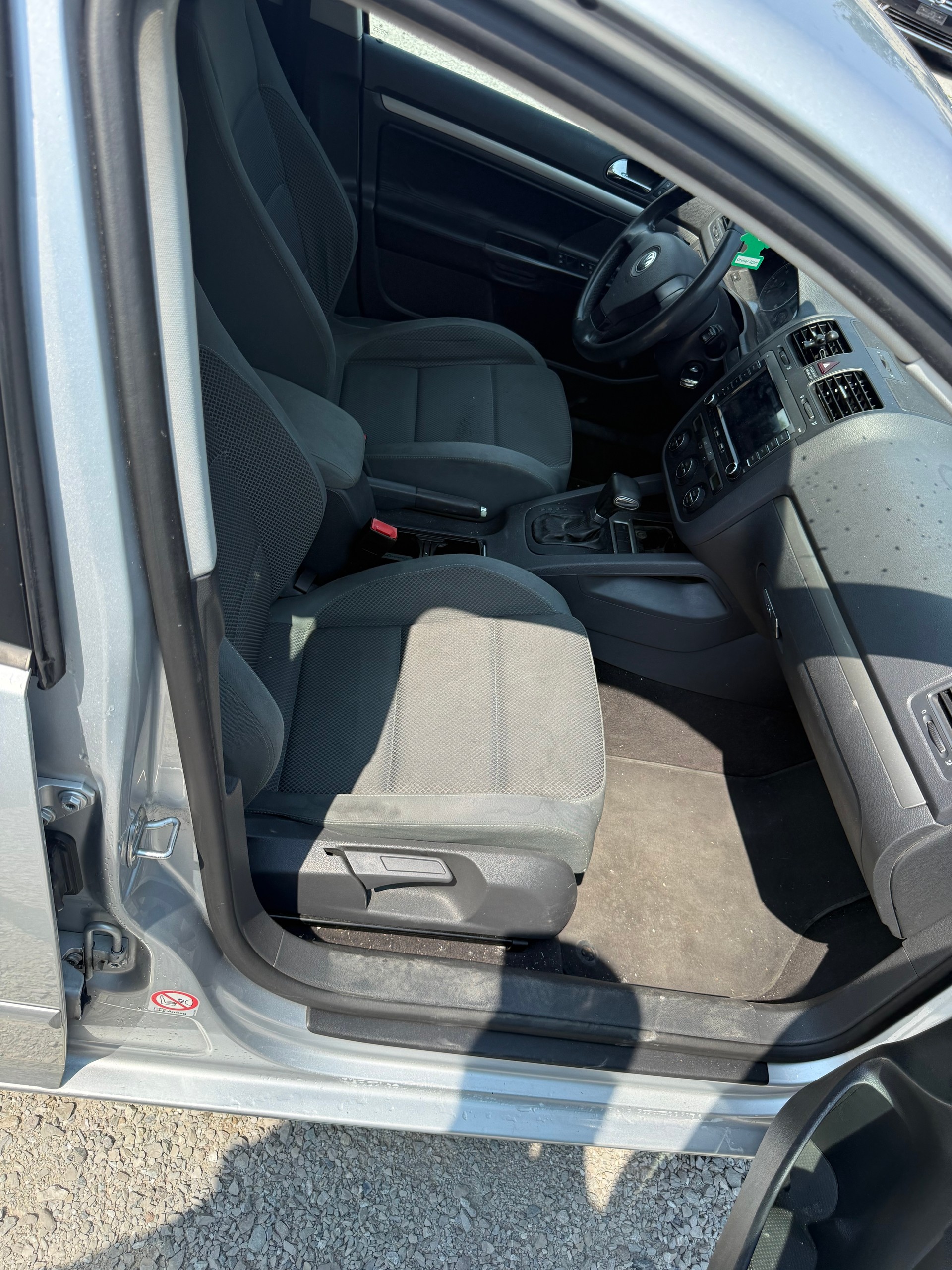 VW Golf 2.0 FSI Comfortline-image-7