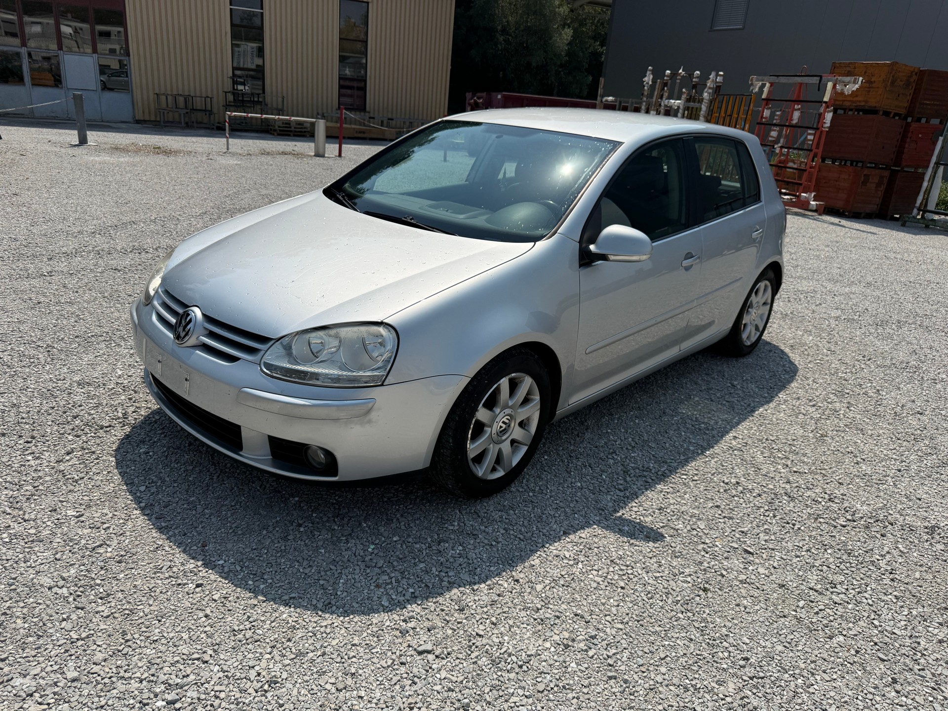 VW Golf 2.0 FSI Comfortline-image-0