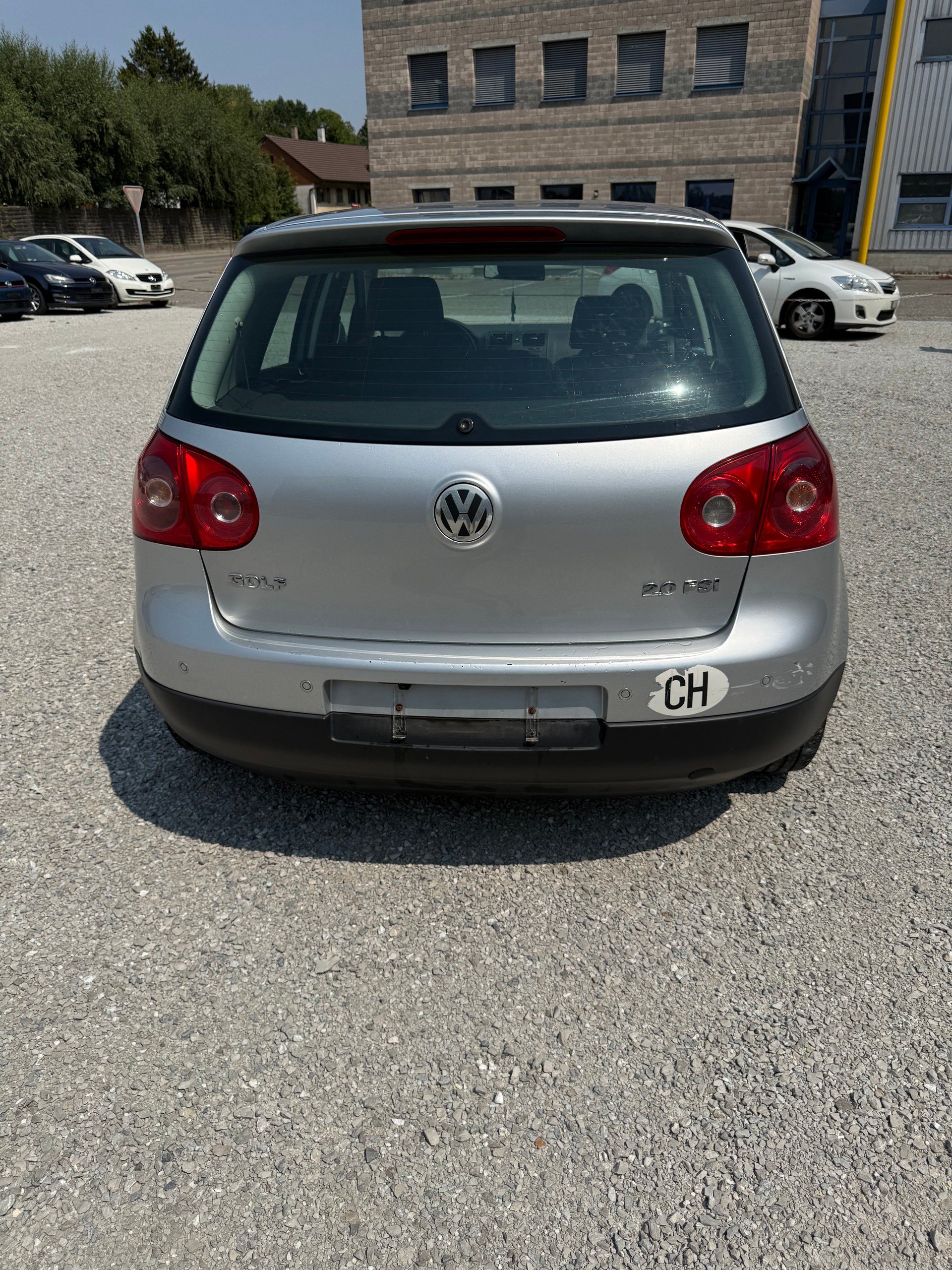 VW Golf 2.0 FSI Comfortline-image-3