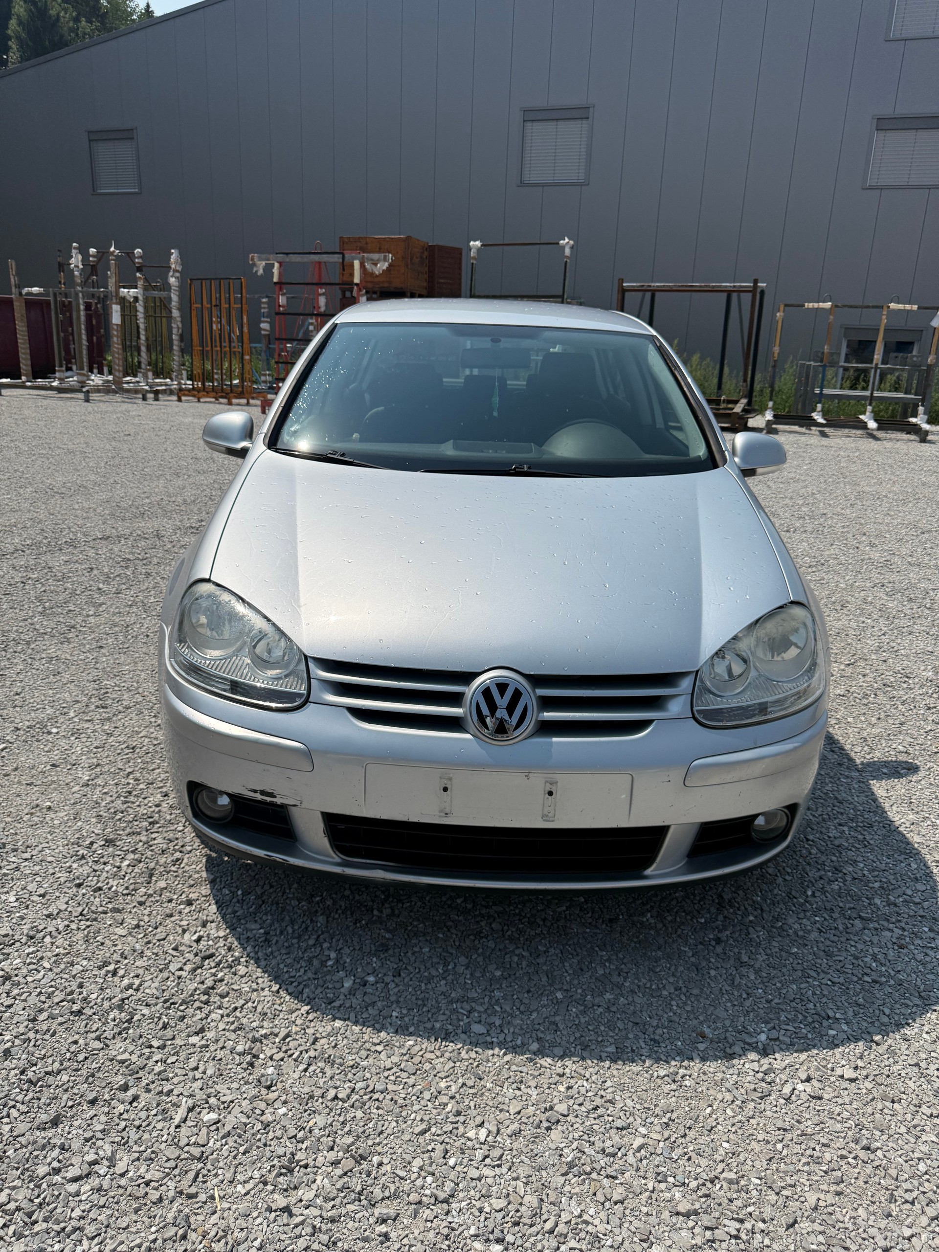 VW Golf 2.0 FSI Comfortline-image-1