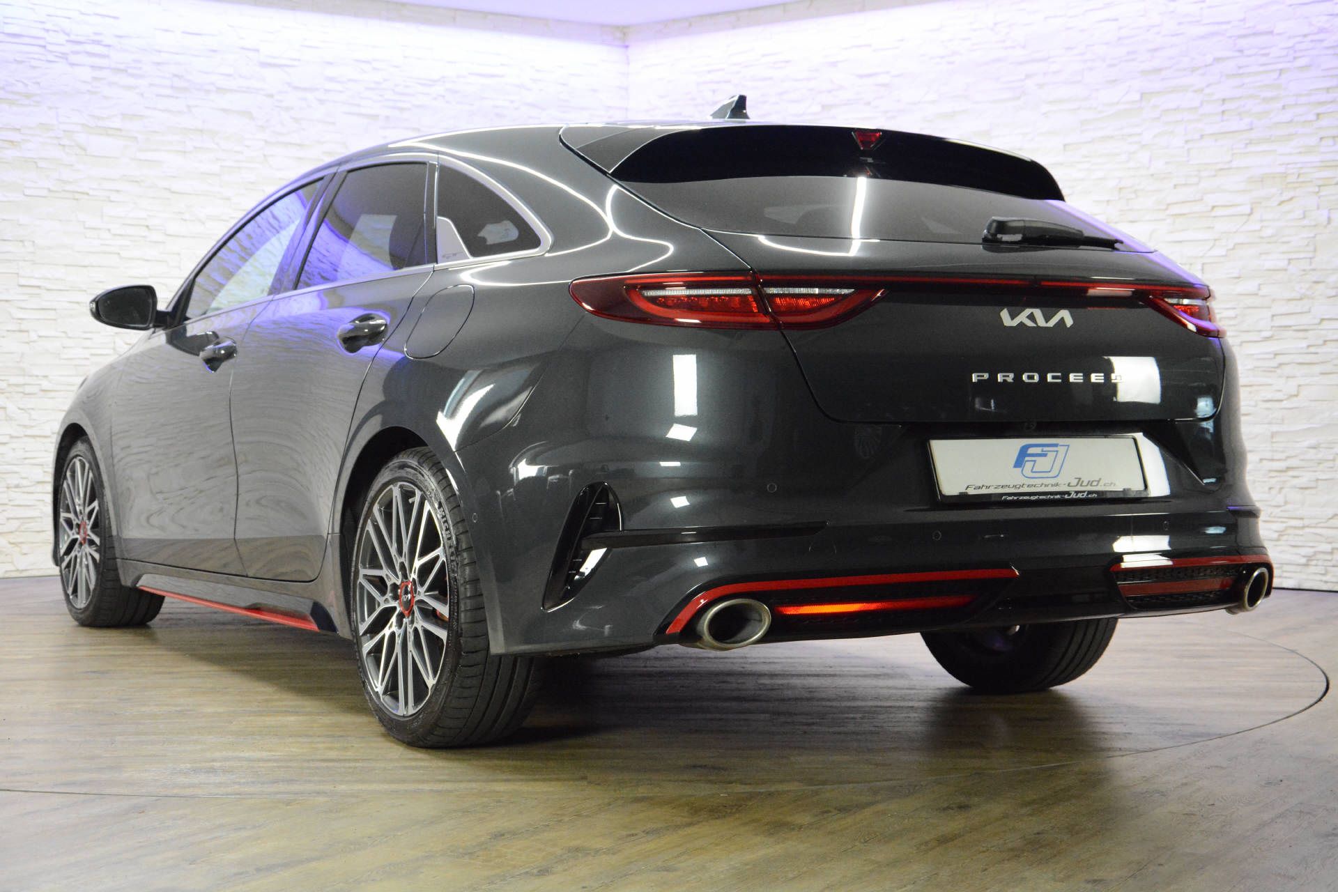 KIA ProCeed 1.6 T-GDi GT-image-5