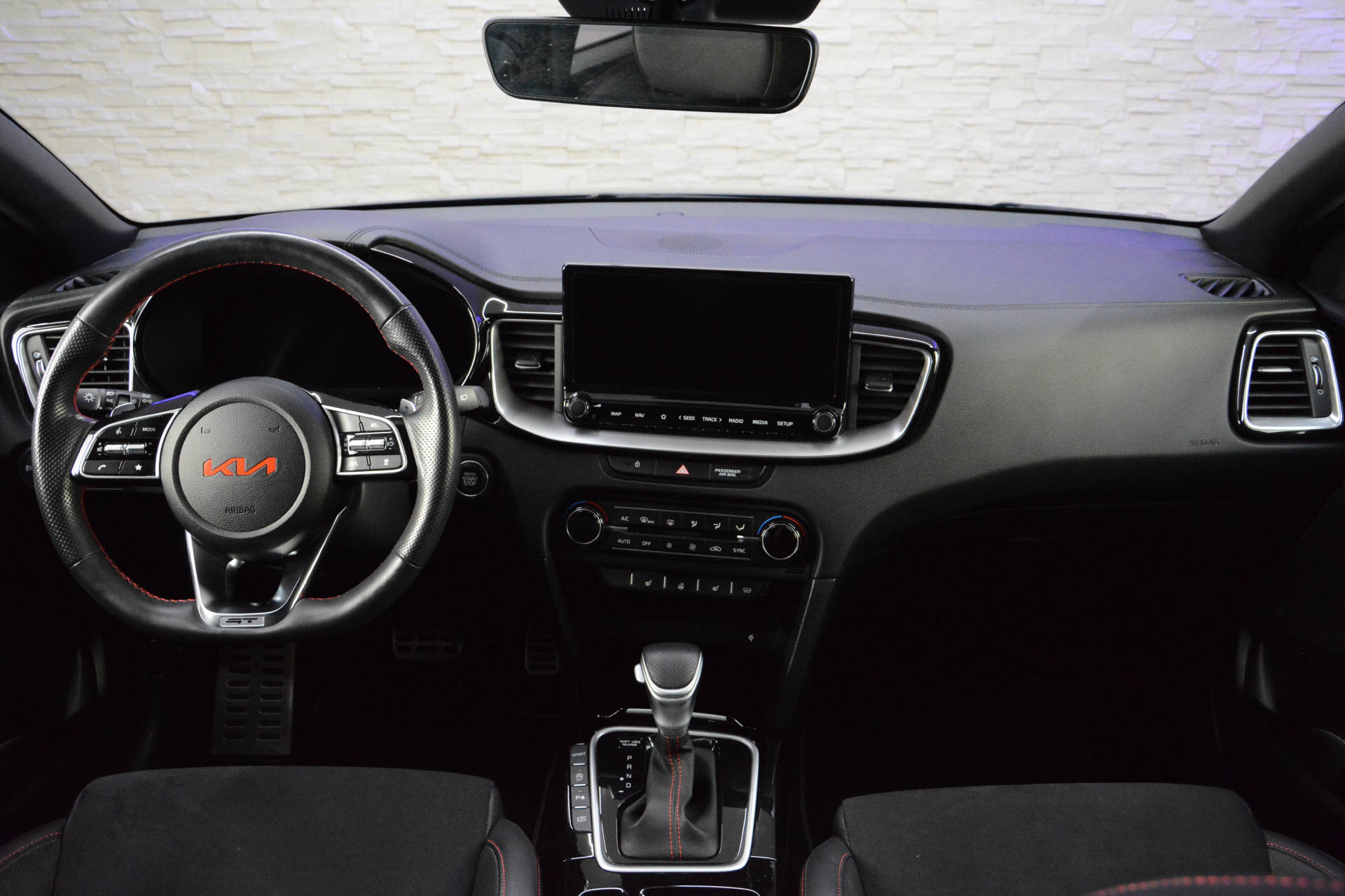 KIA ProCeed 1.6 T-GDi GT-image-13